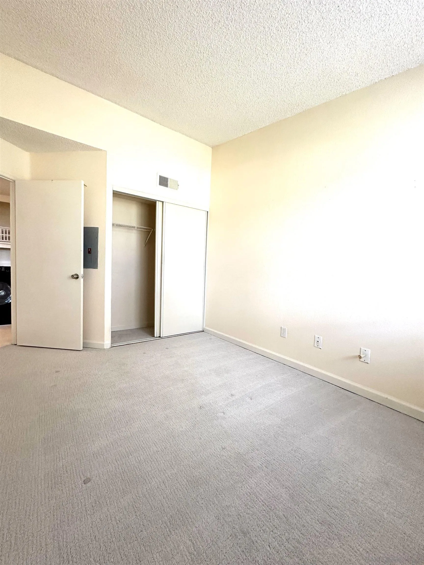 Photo #18: 250034702 Listing: Photo #18