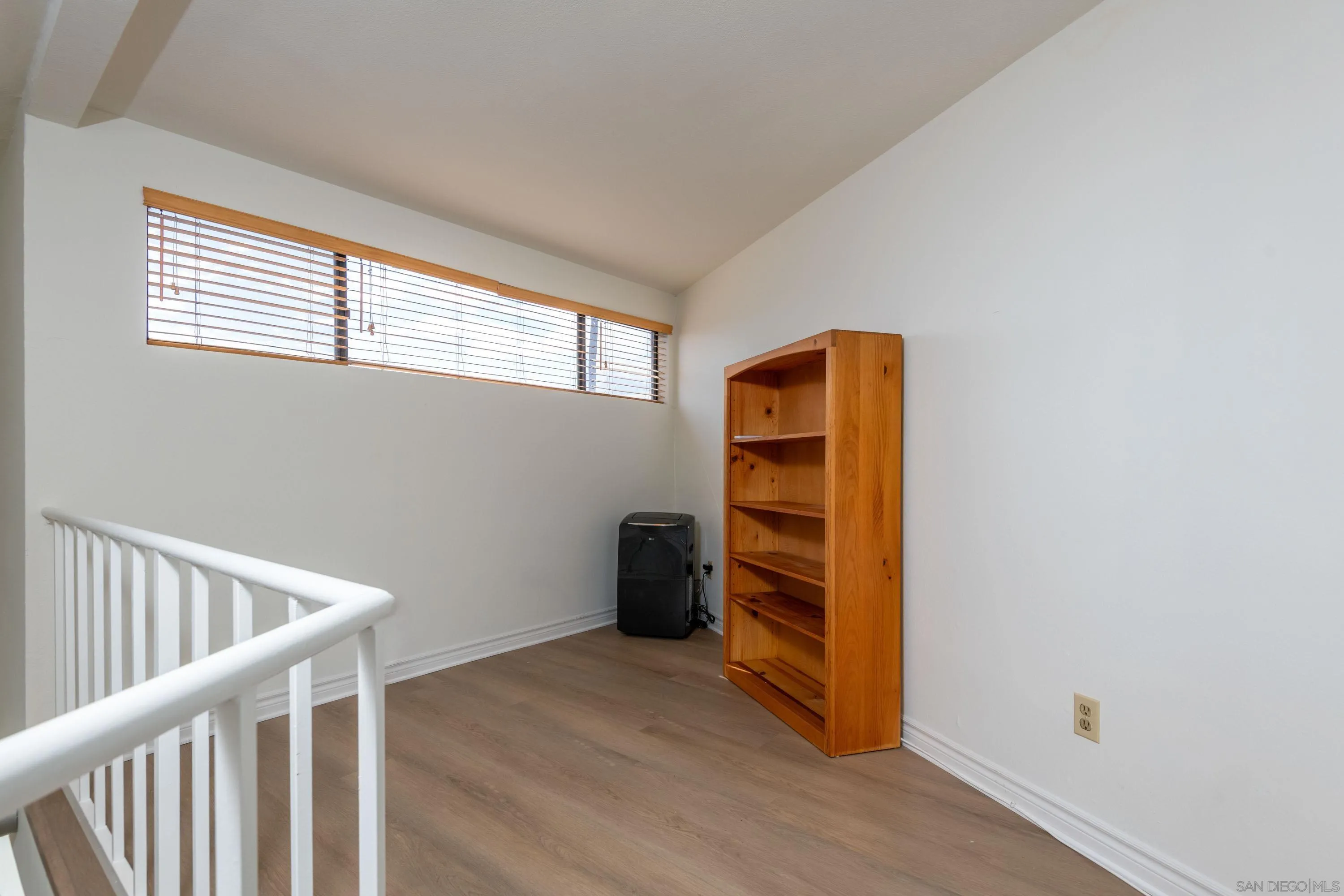 Photo #6: 250034703 Listing 