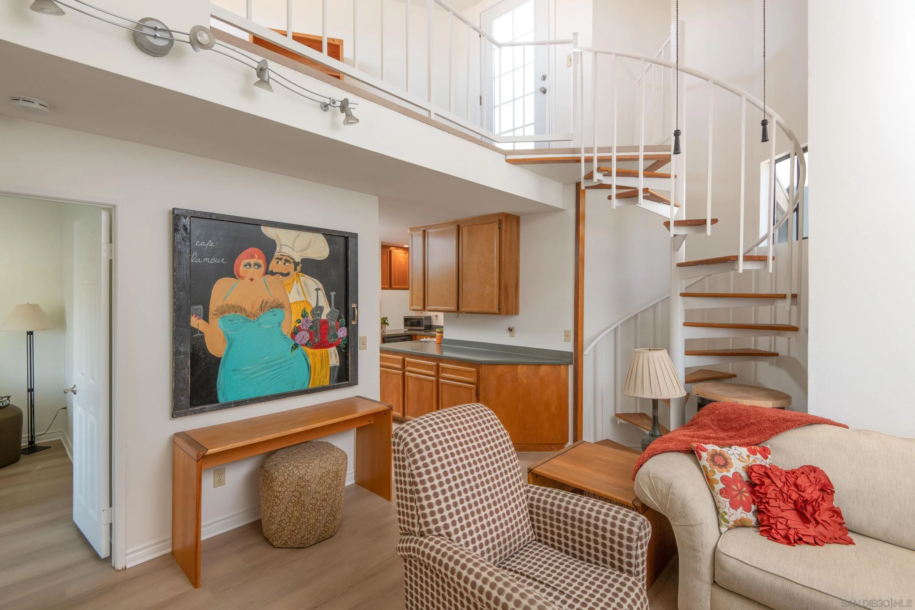 Photo #5: 250034703 Listing 