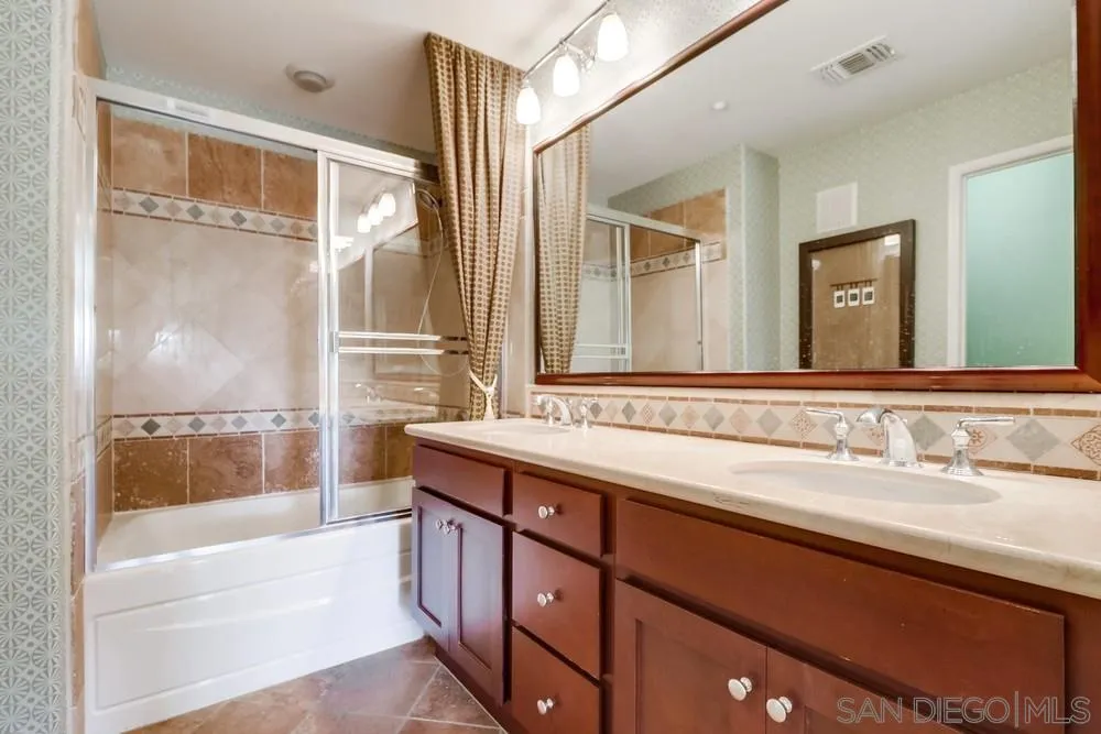 Photo #6: 250034707 Listing 