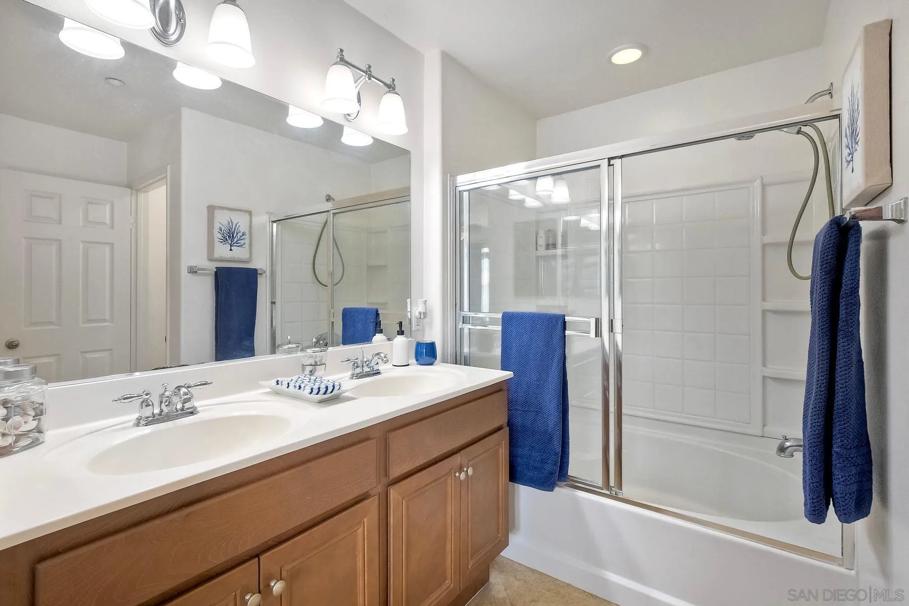 Photo #10: 250034709 Listing: Photo #10