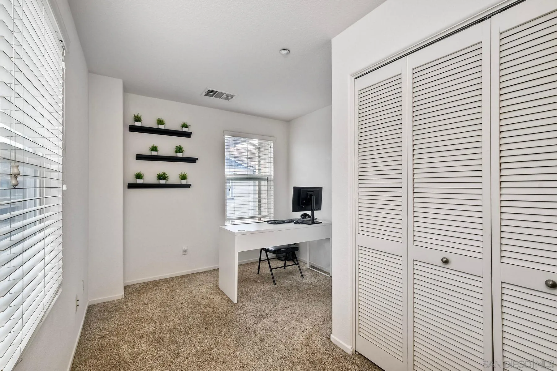 Photo #5: 250034709 Listing 