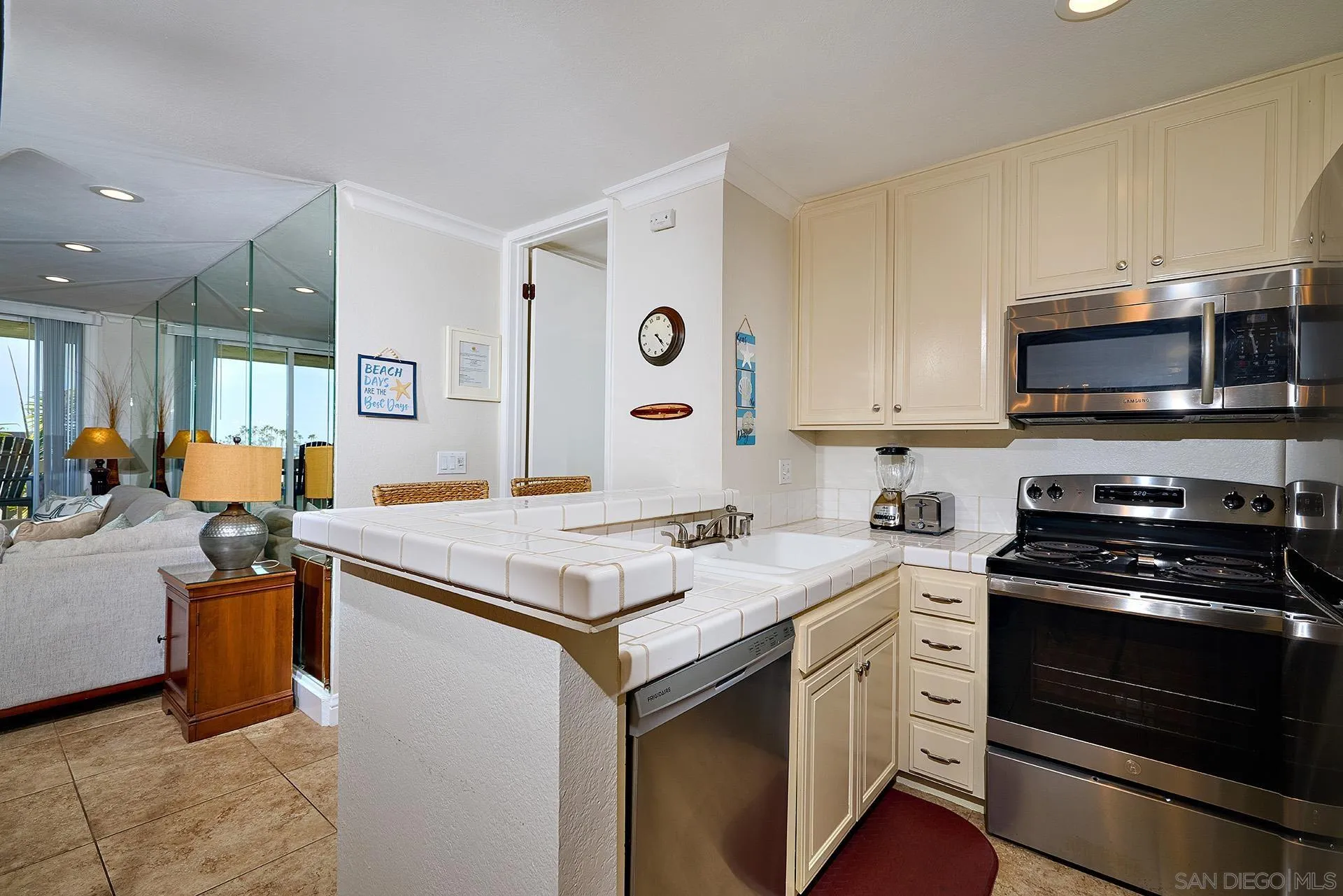 Photo #5: 250034715 Listing 