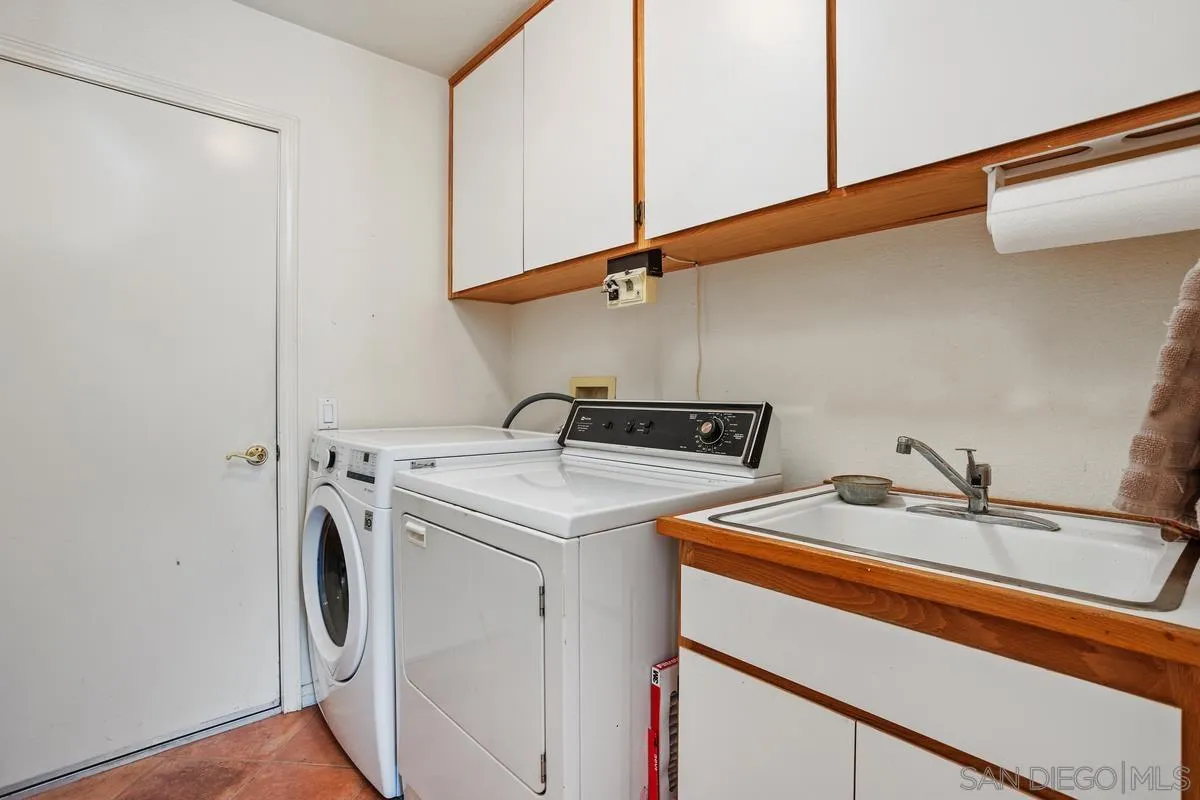 https://cdn.realtyfeed.com/cdn/127/250034720/b0e05a7221ce4d1ef408cc06c17f6b25.webp