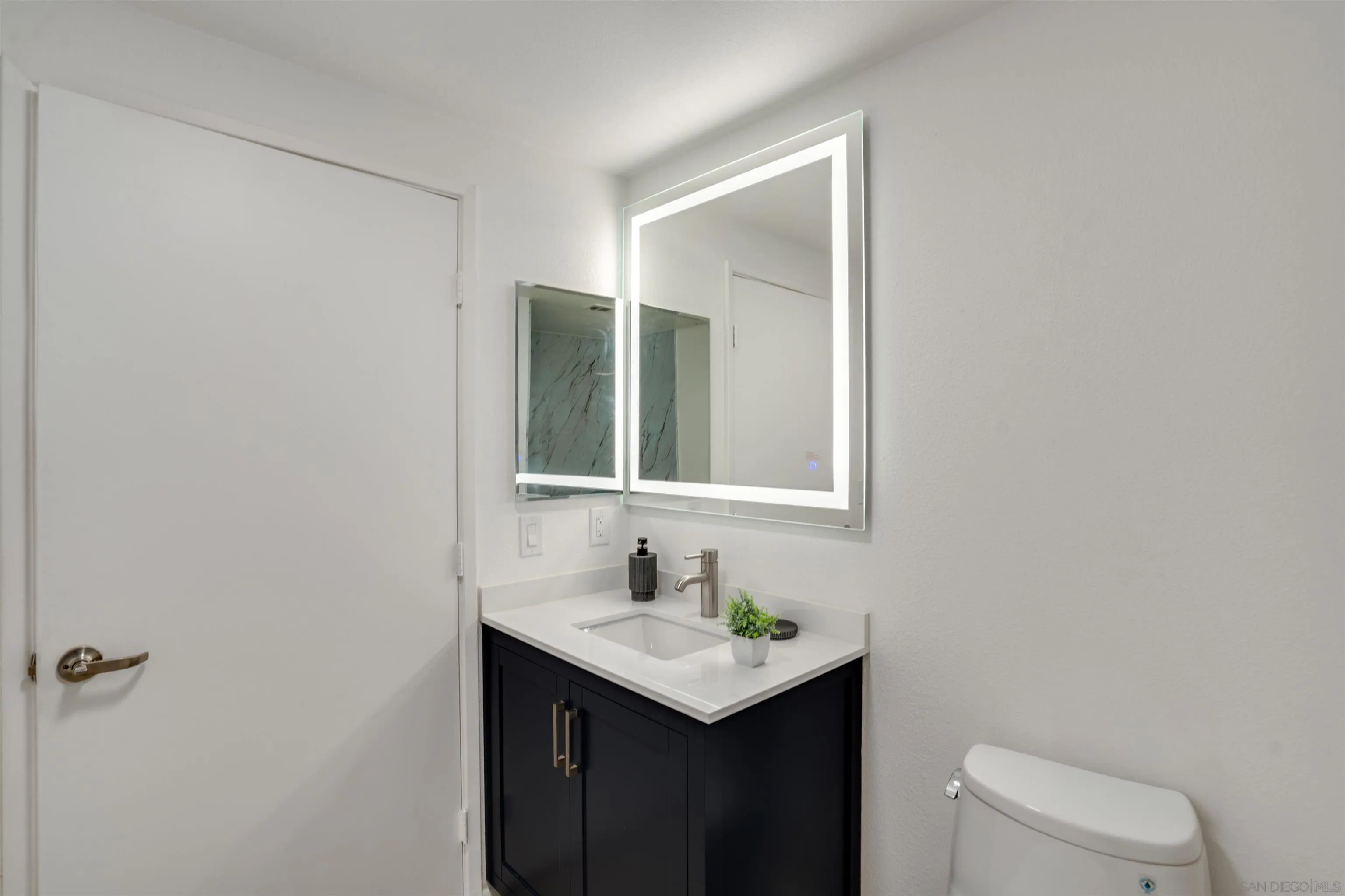 Photo #10: 250034721 Listing: Photo #10