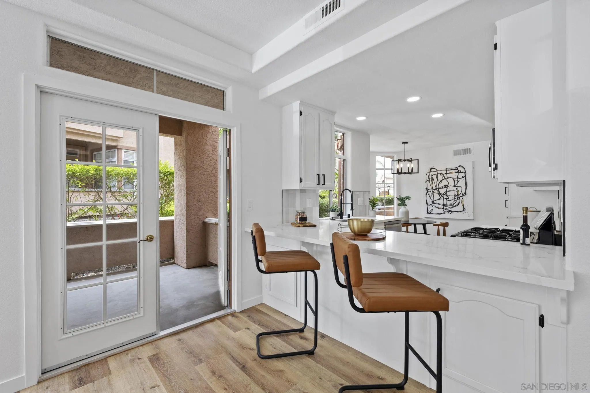 Photo #5: 250034733 Listing 