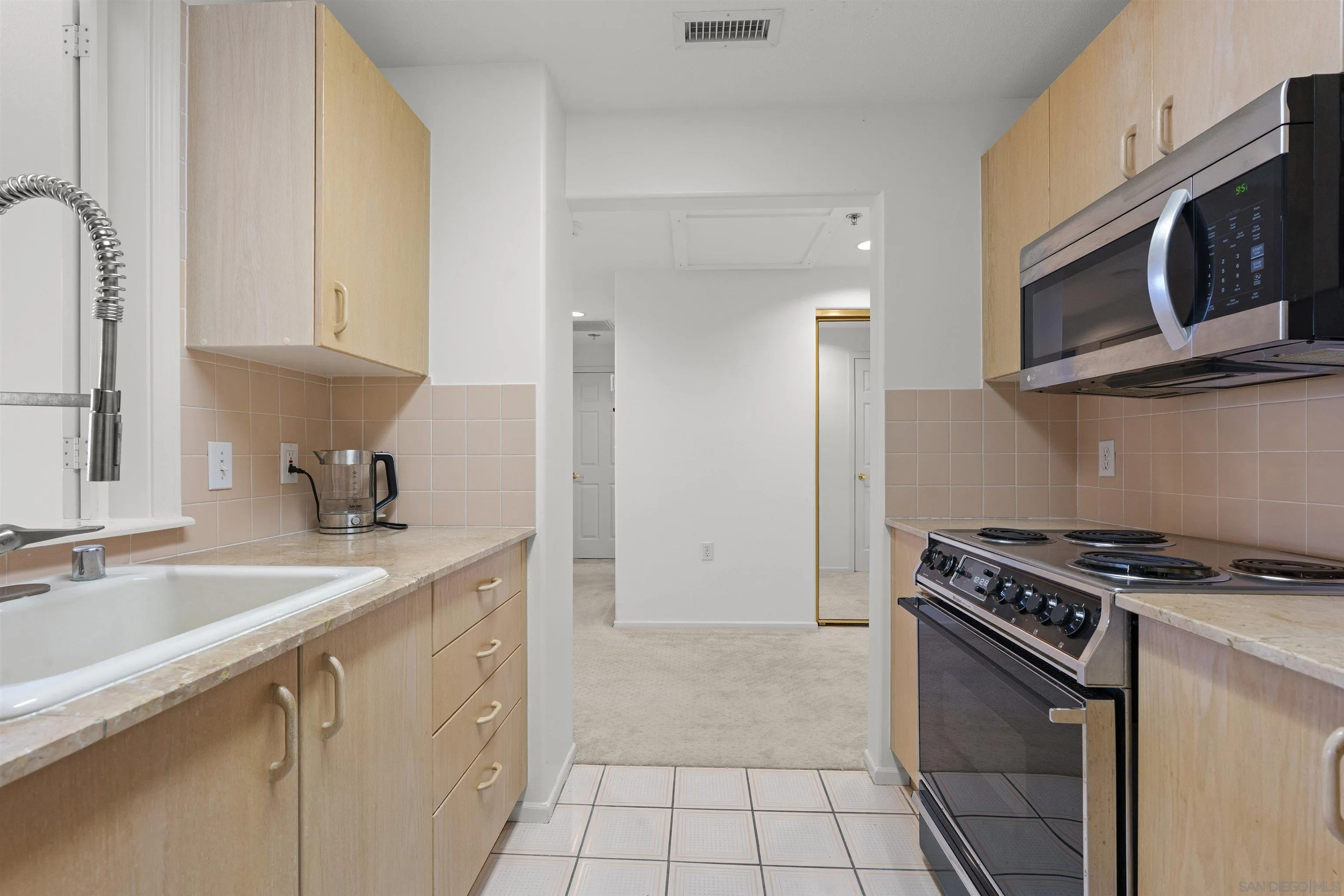 Photo #4: 250034750 Listing 