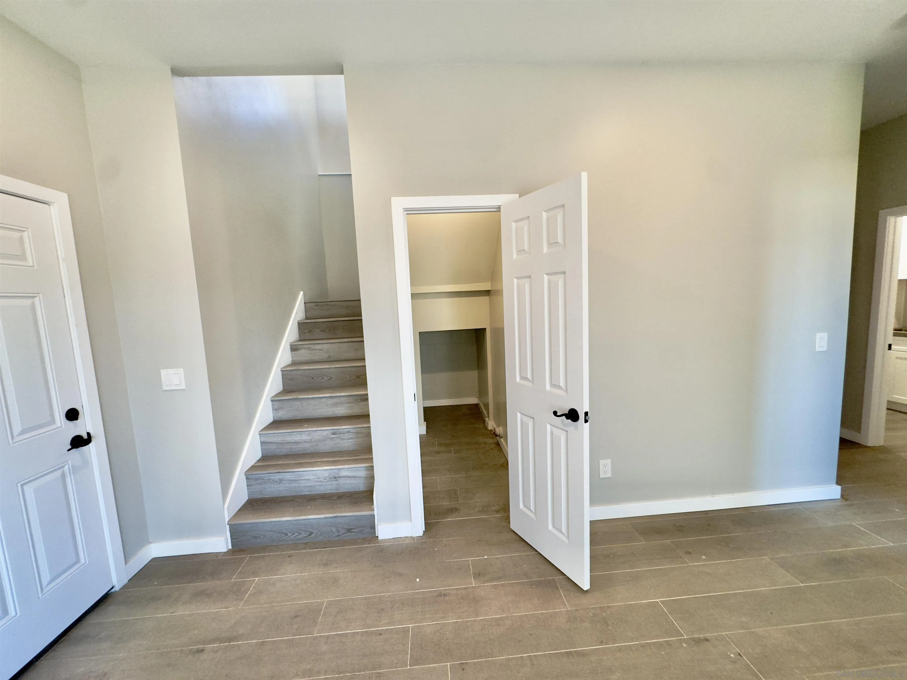 https://cdn.realtyfeed.com/cdn/127/250034752/1b2a70389997cc01e2d81c9a138ce98e.webp