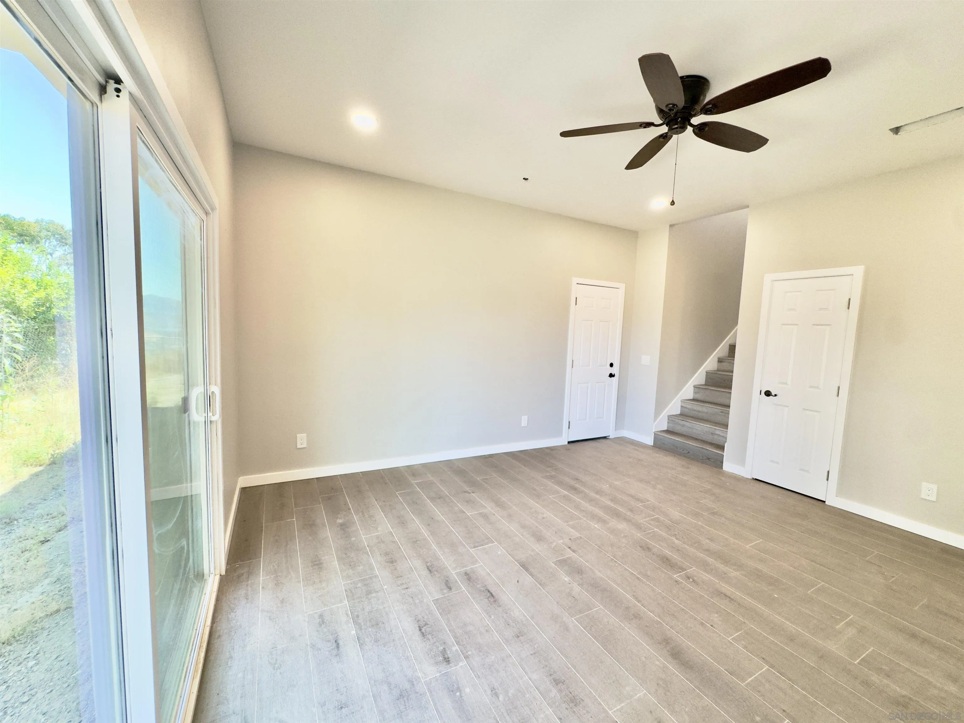 https://cdn.realtyfeed.com/cdn/127/250034752/20cf2cfc7bafaeb9ab961857f80514ca.webp