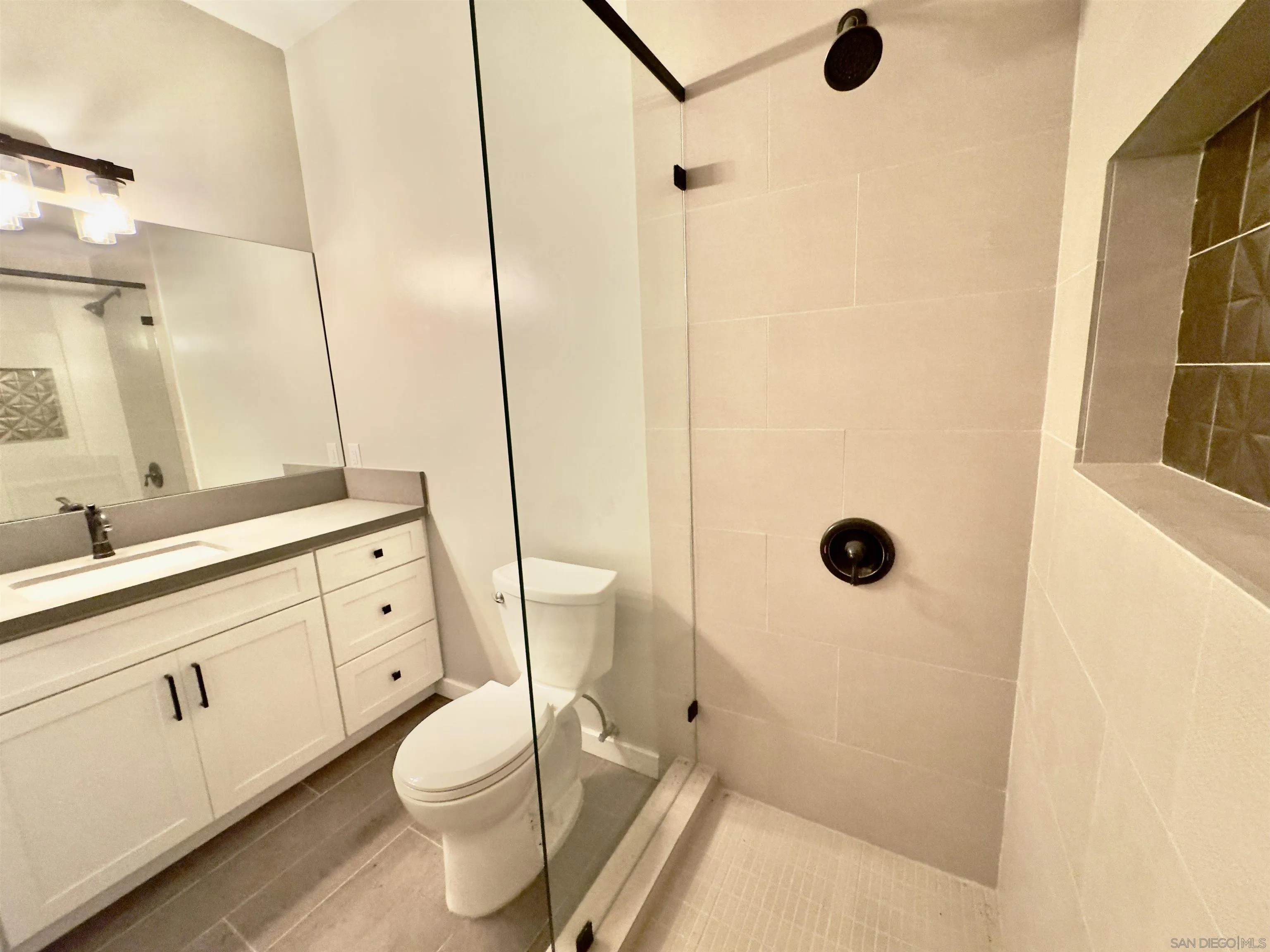 https://cdn.realtyfeed.com/cdn/127/250034752/4d2b02e9216c80d0dc559ca027c2319a.webp