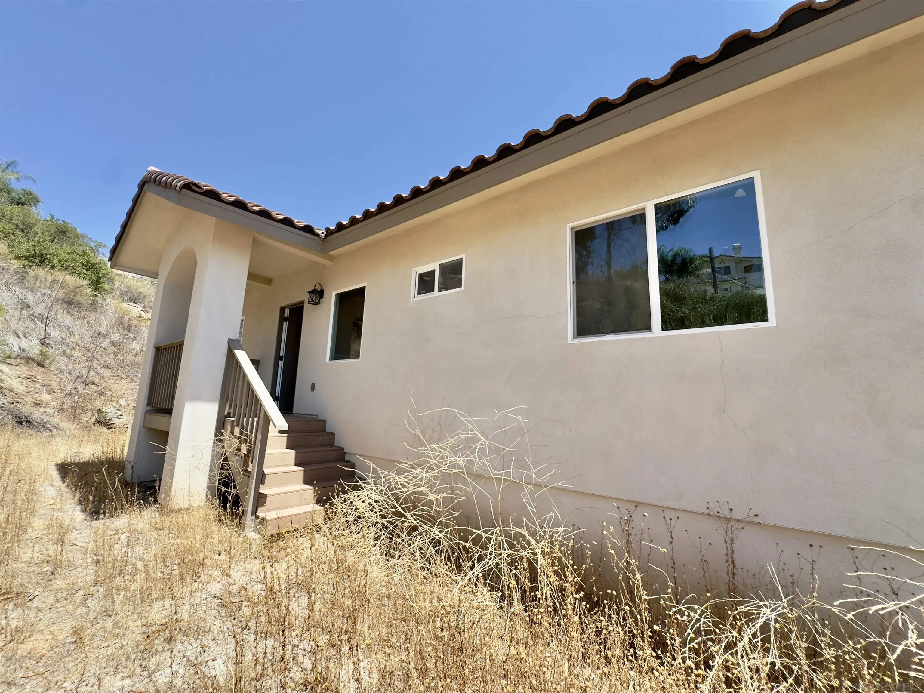 https://cdn.realtyfeed.com/cdn/127/250034752/9b88bb4a3697509d073d56c3b8fab7c5.webp