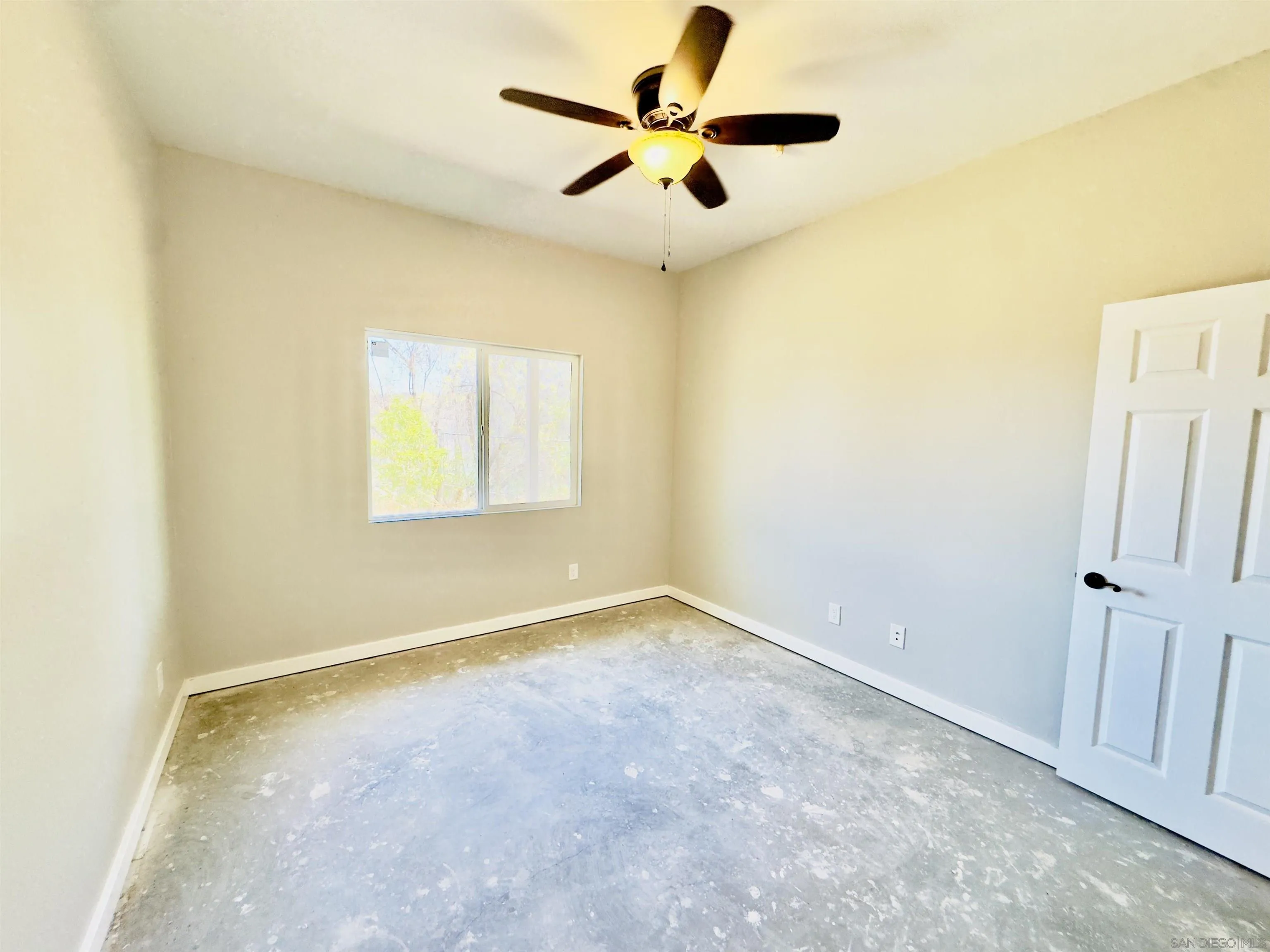 https://cdn.realtyfeed.com/cdn/127/250034752/c641caf1aa5c885844368438d5192eff.webp