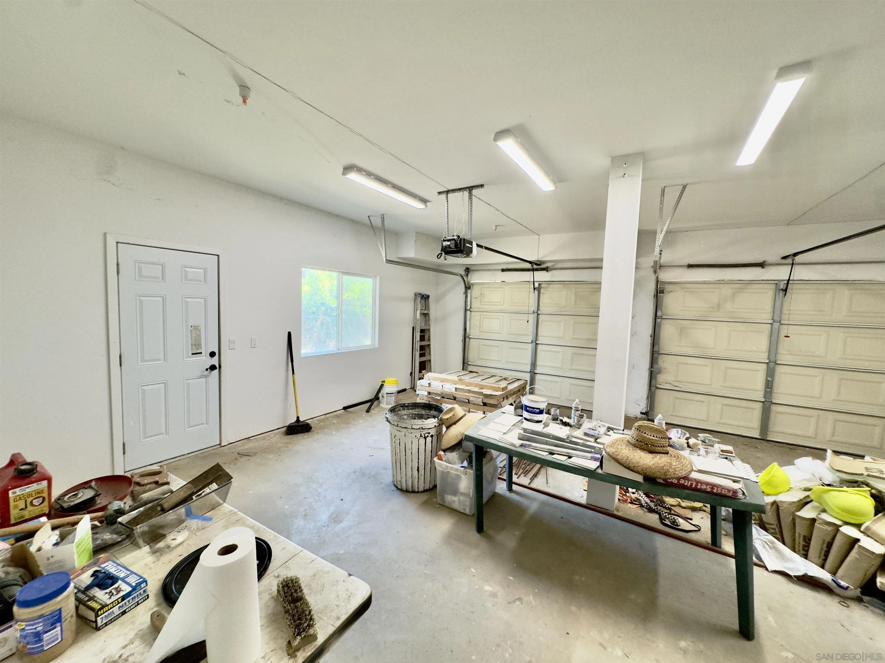 https://cdn.realtyfeed.com/cdn/127/250034752/f0fb069739838515322df408434462f3.webp
