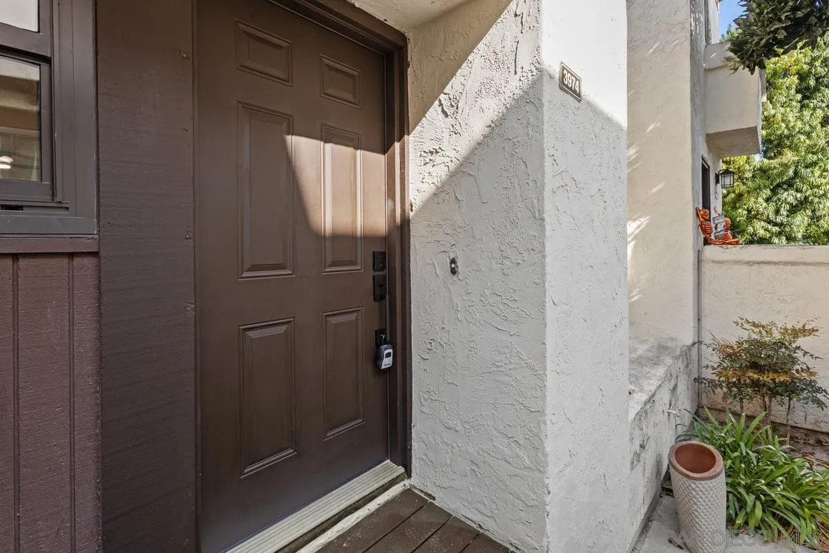 Photo #2: 250034756 Listing 