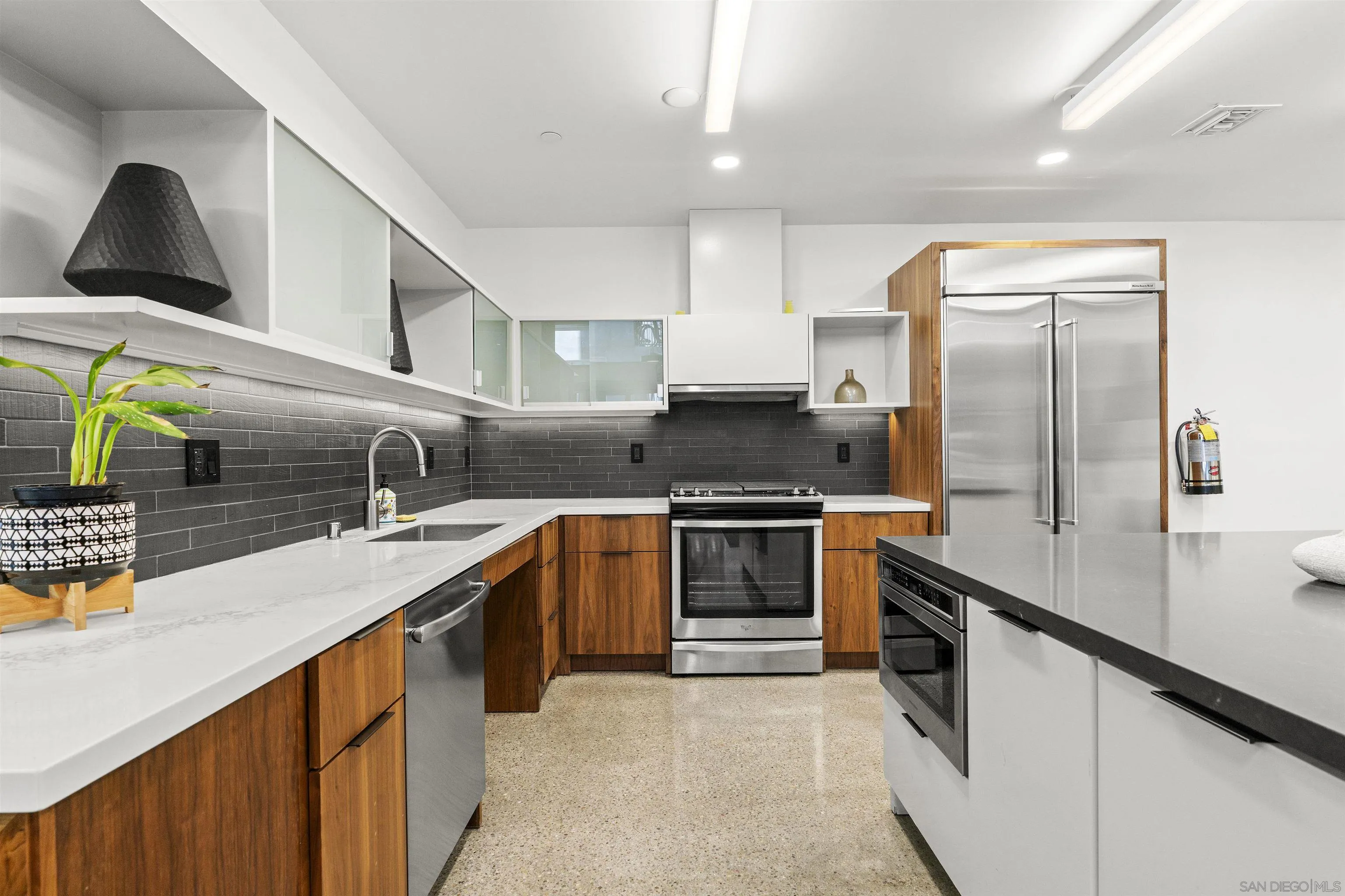 Photo #32: 250034761 Listing: Photo #32