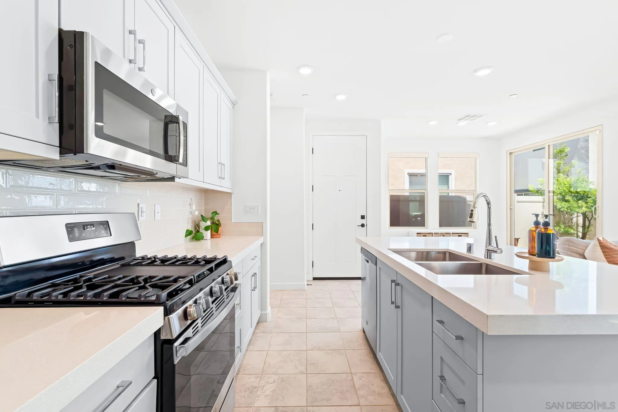 https://cdn.realtyfeed.com/cdn/127/250034766/077b5dc448c4371770ace7b247863c1e.webp