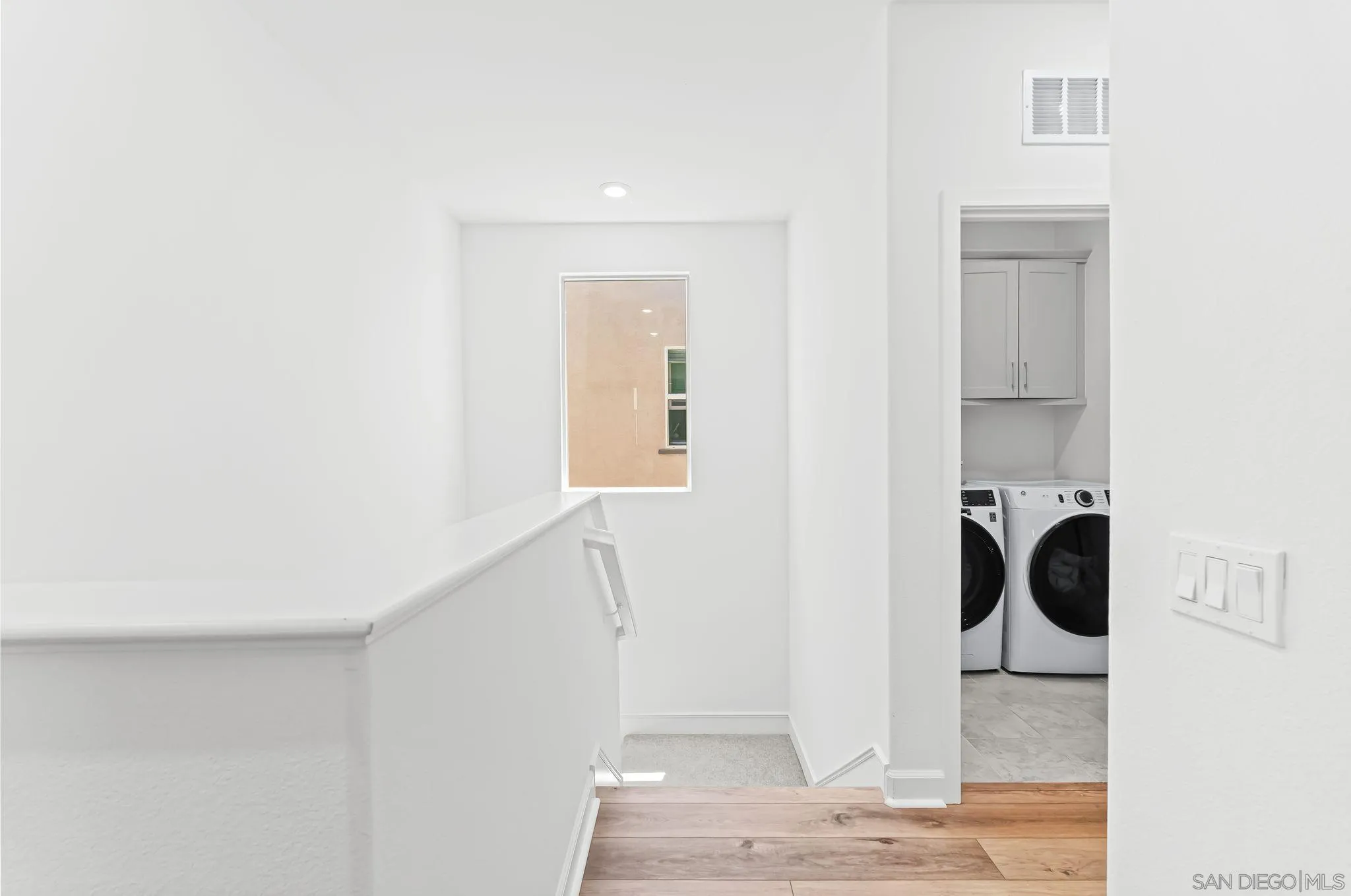 https://cdn.realtyfeed.com/cdn/127/250034766/5dc75fed4c814703ca7ac8622d254069.webp
