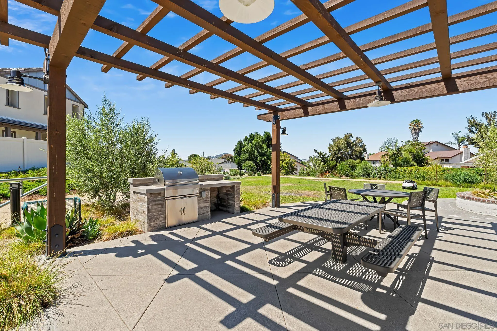 https://cdn.realtyfeed.com/cdn/127/250034766/80e4655a1399f81838c159667524e2df.webp