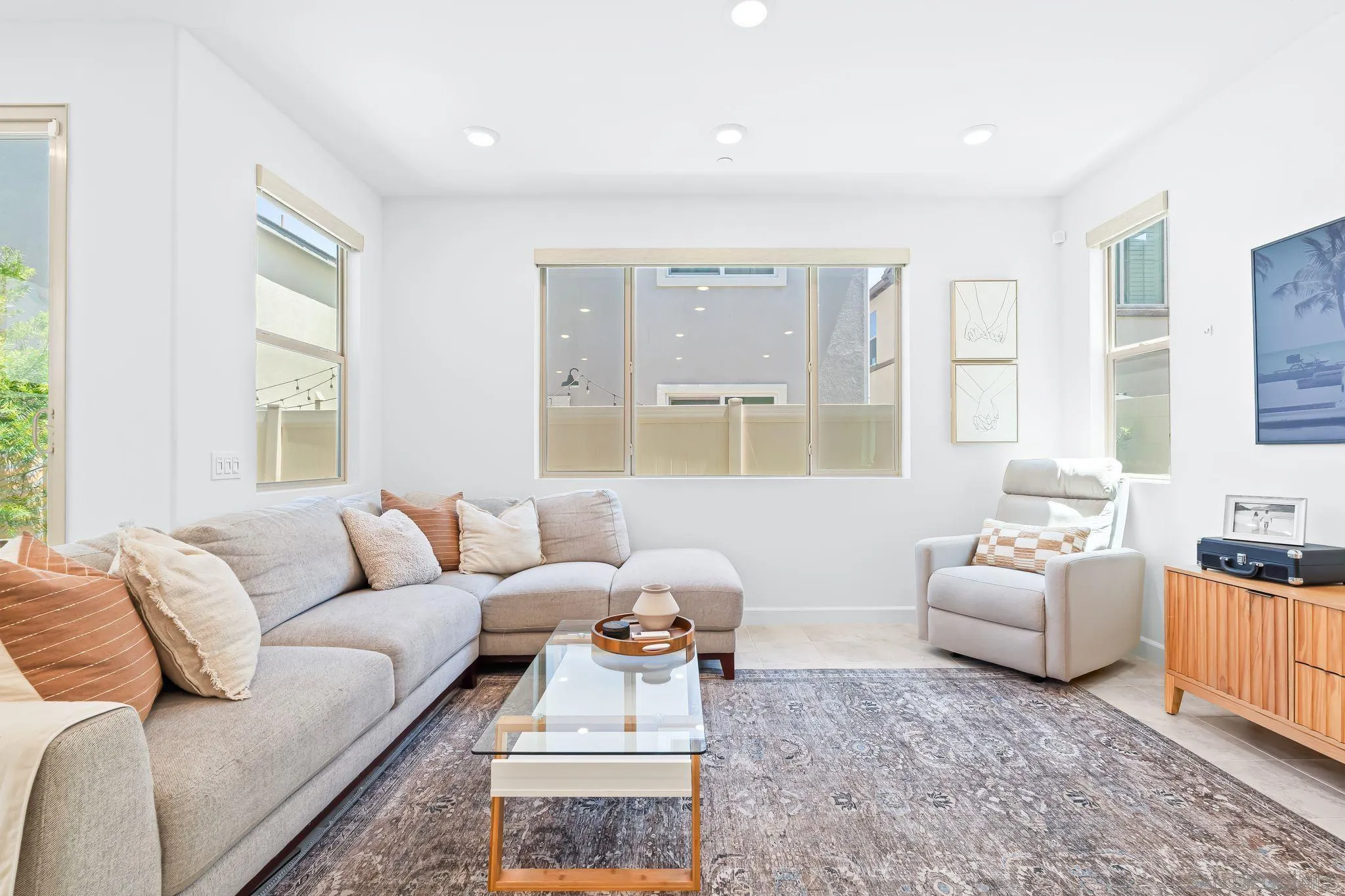 https://cdn.realtyfeed.com/cdn/127/250034766/8e9ad9e12c8cd6153fa570f4d2d72e82.webp