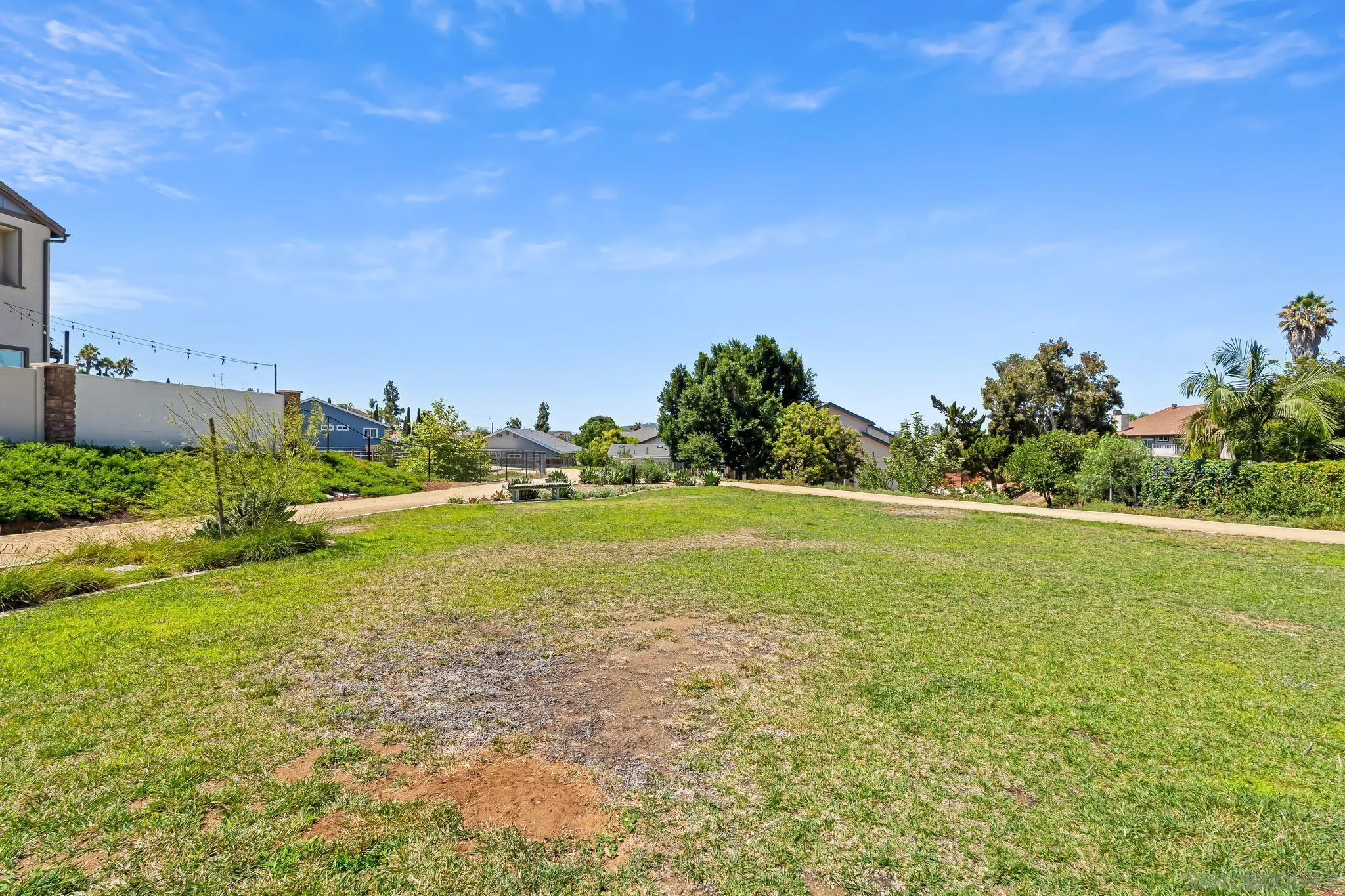 https://cdn.realtyfeed.com/cdn/127/250034766/a7f3966c6fa884f85ba549ce2314bb25.webp