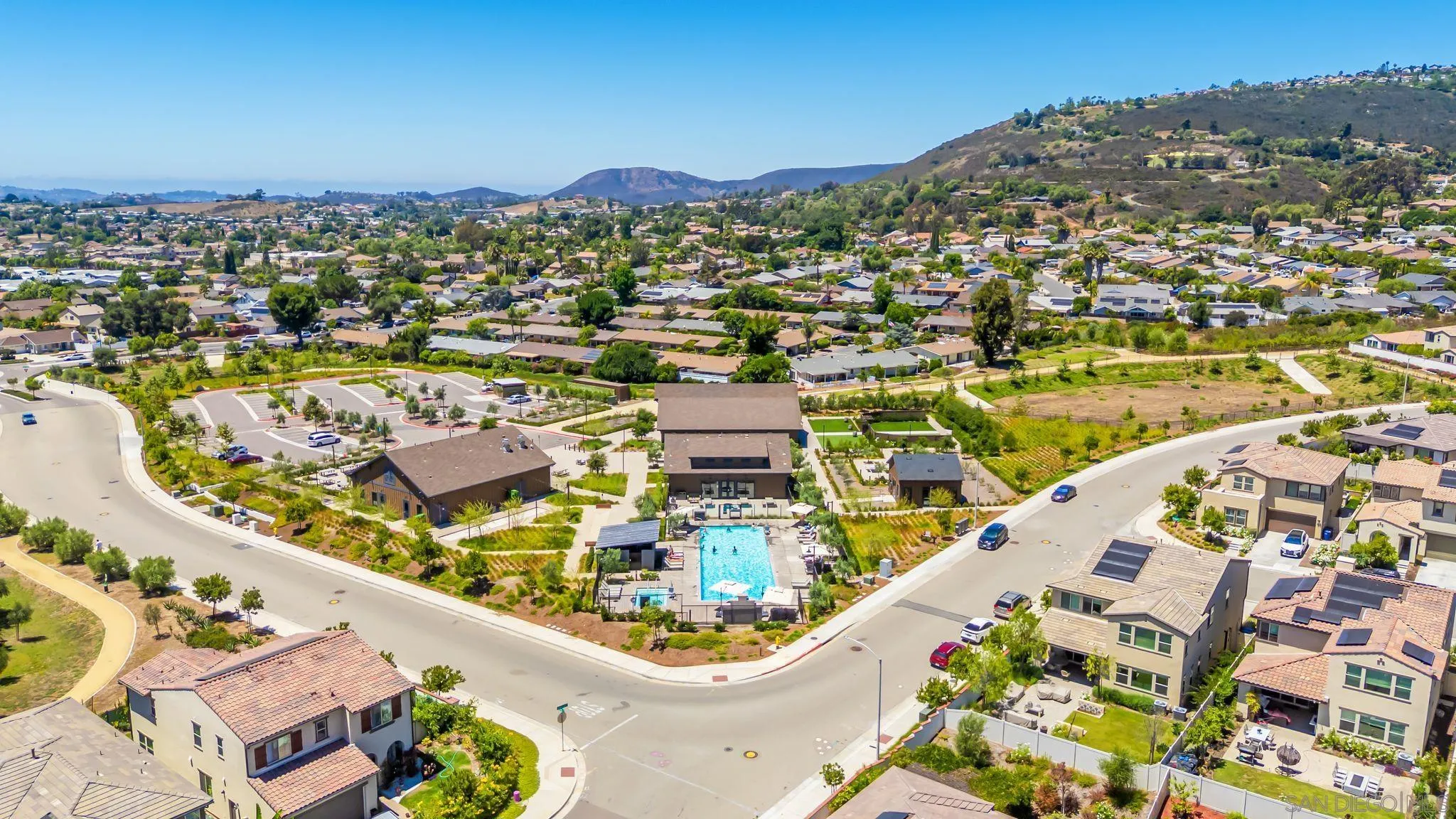 https://cdn.realtyfeed.com/cdn/127/250034766/c8414dfc1bafe123baeeccd18146b31e.webp