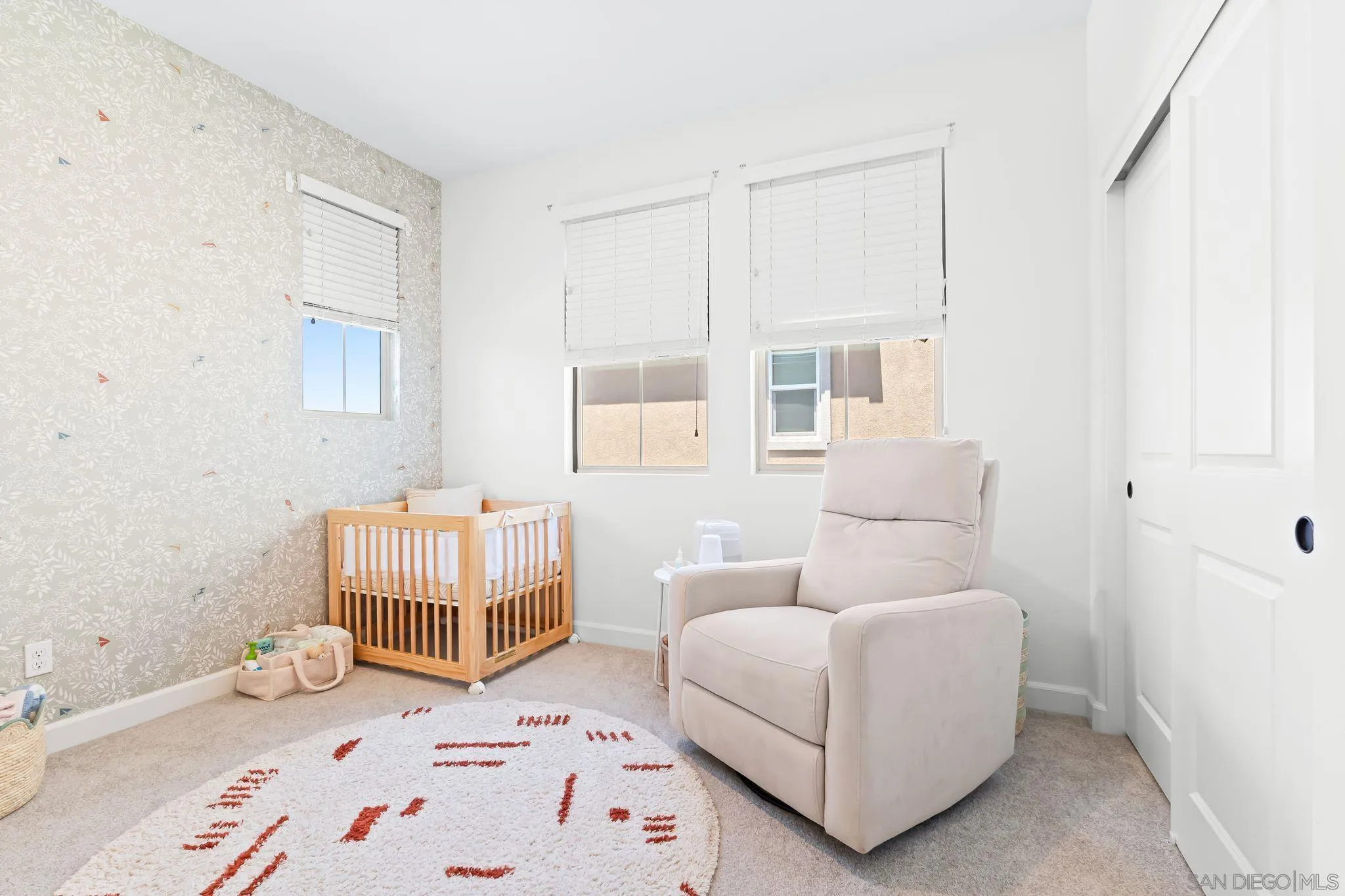 https://cdn.realtyfeed.com/cdn/127/250034766/c8adb381316142026522a4eb2c6656ed.webp
