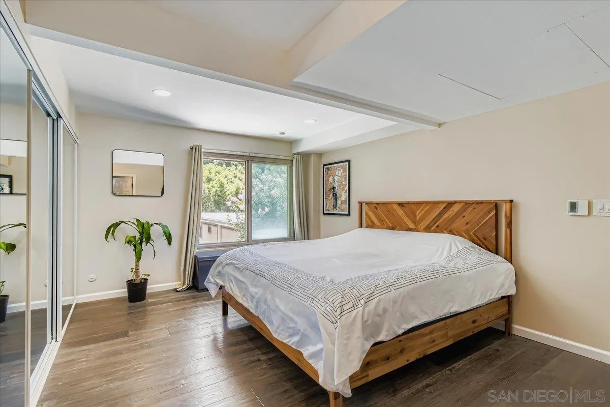 Photo #17: 250034784 Listing: Photo #17