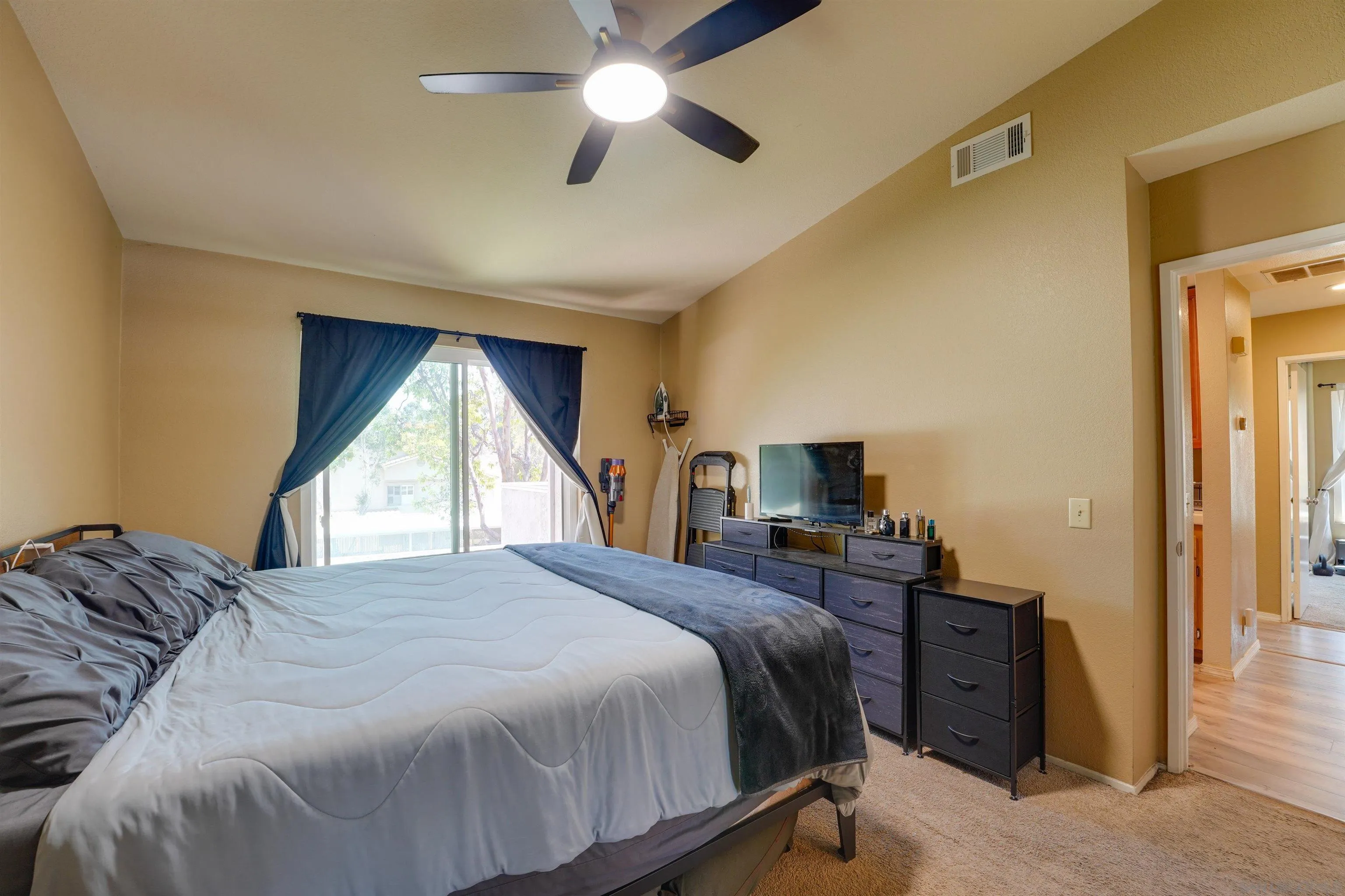 Photo #18: 250034789 Listing: Photo #18