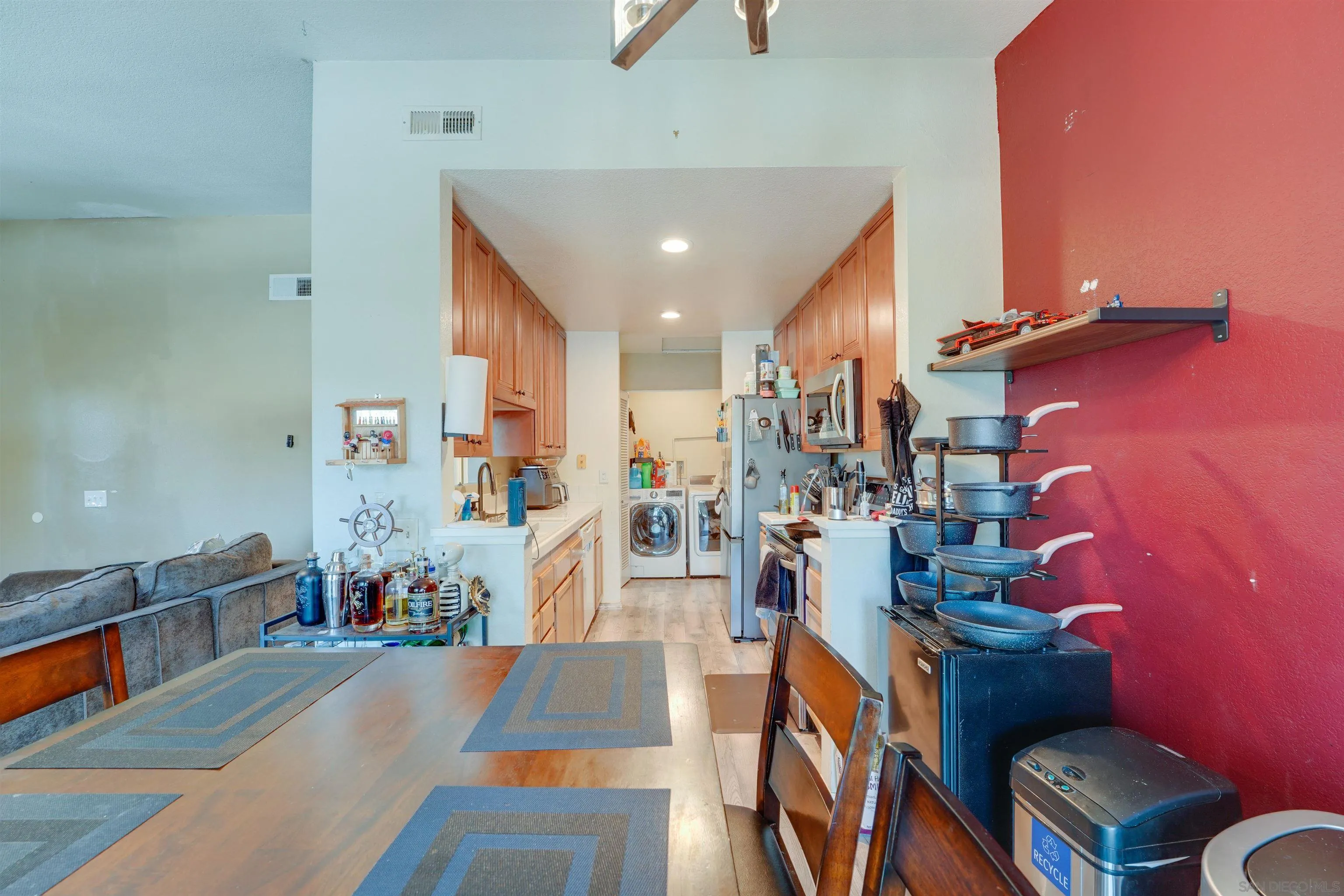 Photo #9: 250034789 Listing: Photo #9