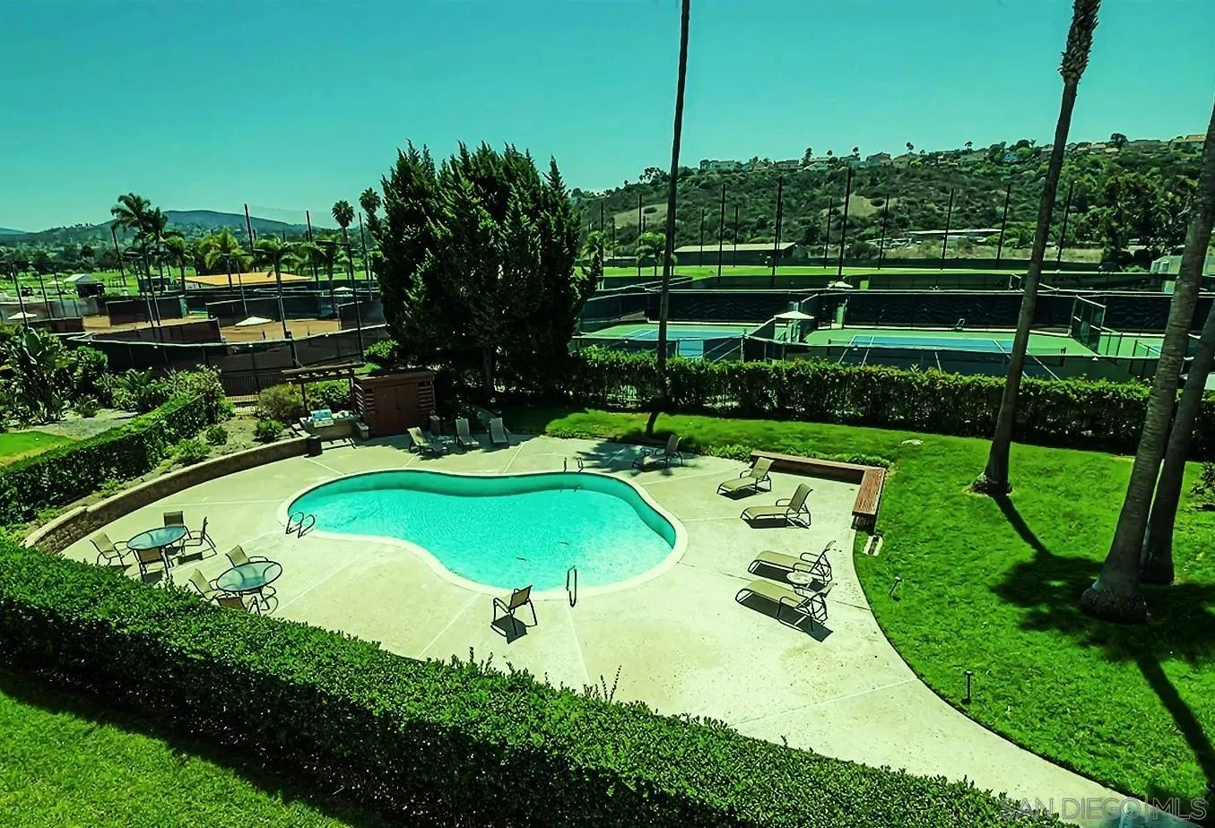 Photo #25: 250034792 Listing: Photo #25