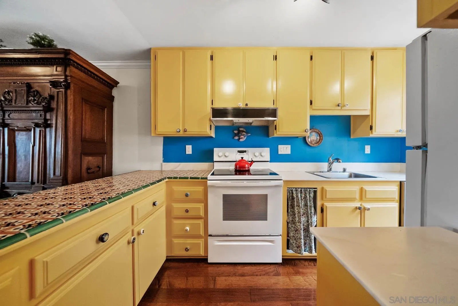 Photo #2: 250034799 Listing 