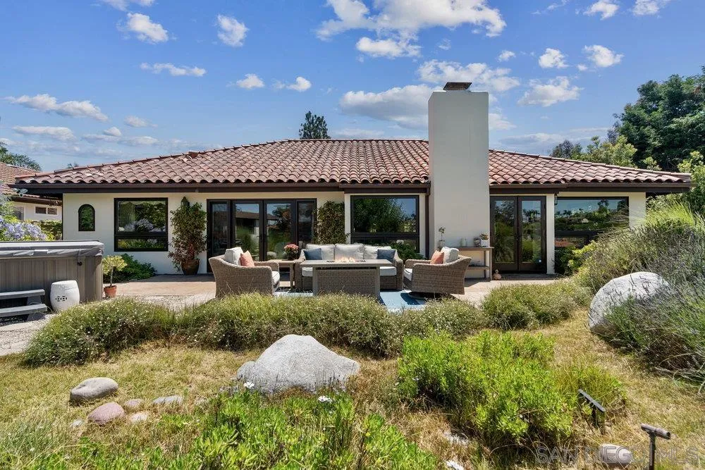https://cdn.realtyfeed.com/cdn/127/250034814/4a932d8910f14f94d45d90fca25f9925.webp