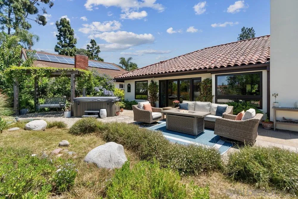 https://cdn.realtyfeed.com/cdn/127/250034814/f20375c3a1c9465b07b885e7b0a84603.webp