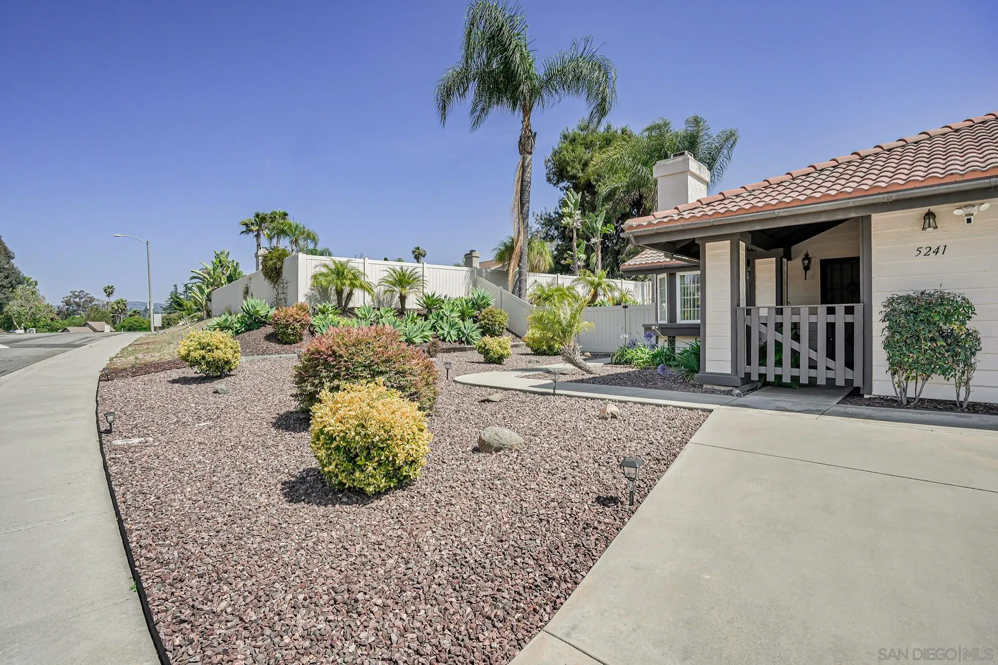 https://cdn.realtyfeed.com/cdn/127/250034820/457b3c68ec9658b36bfe29b993b87dda.webp