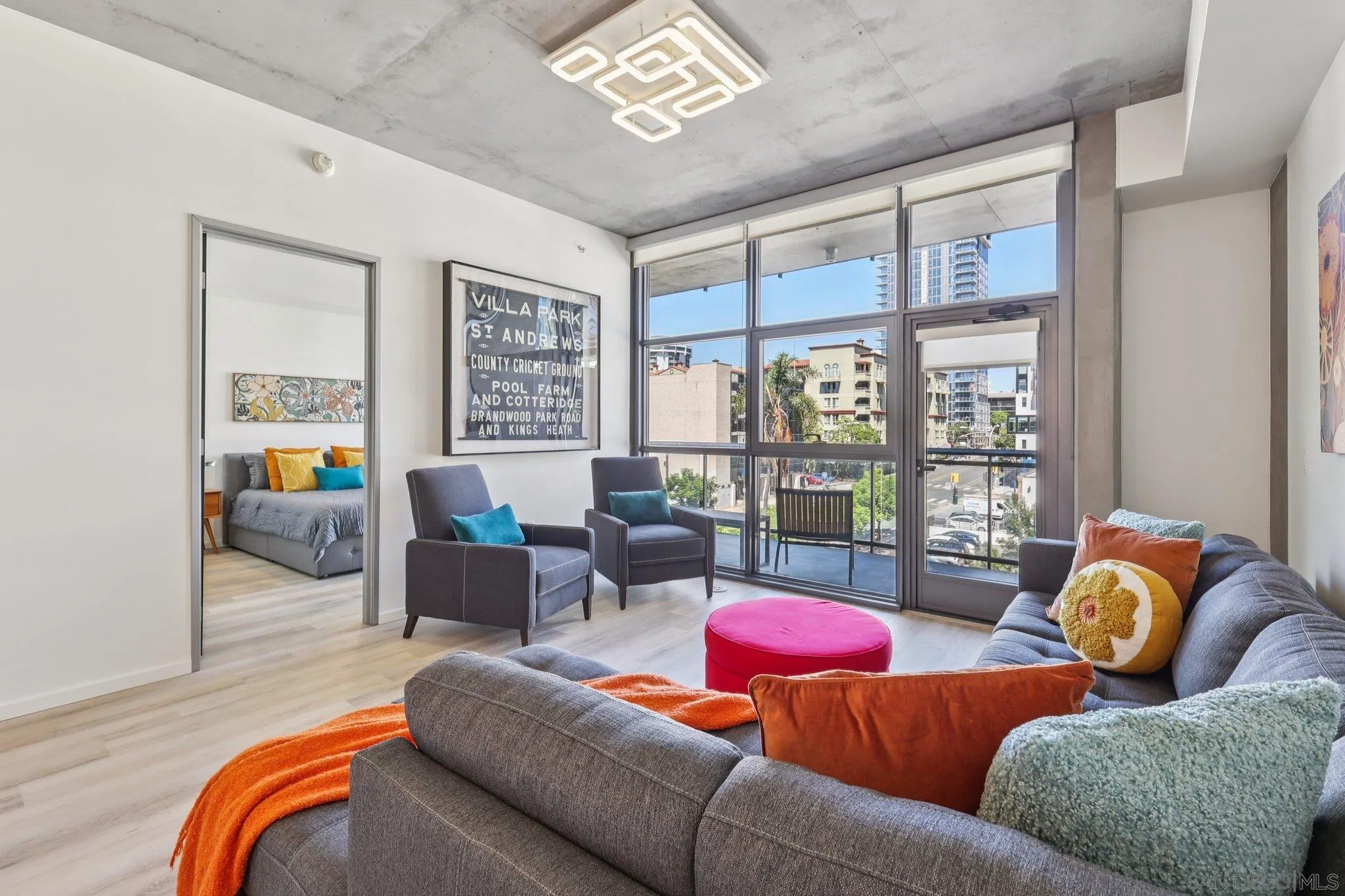 Photo #2: 250034821 Listing 
