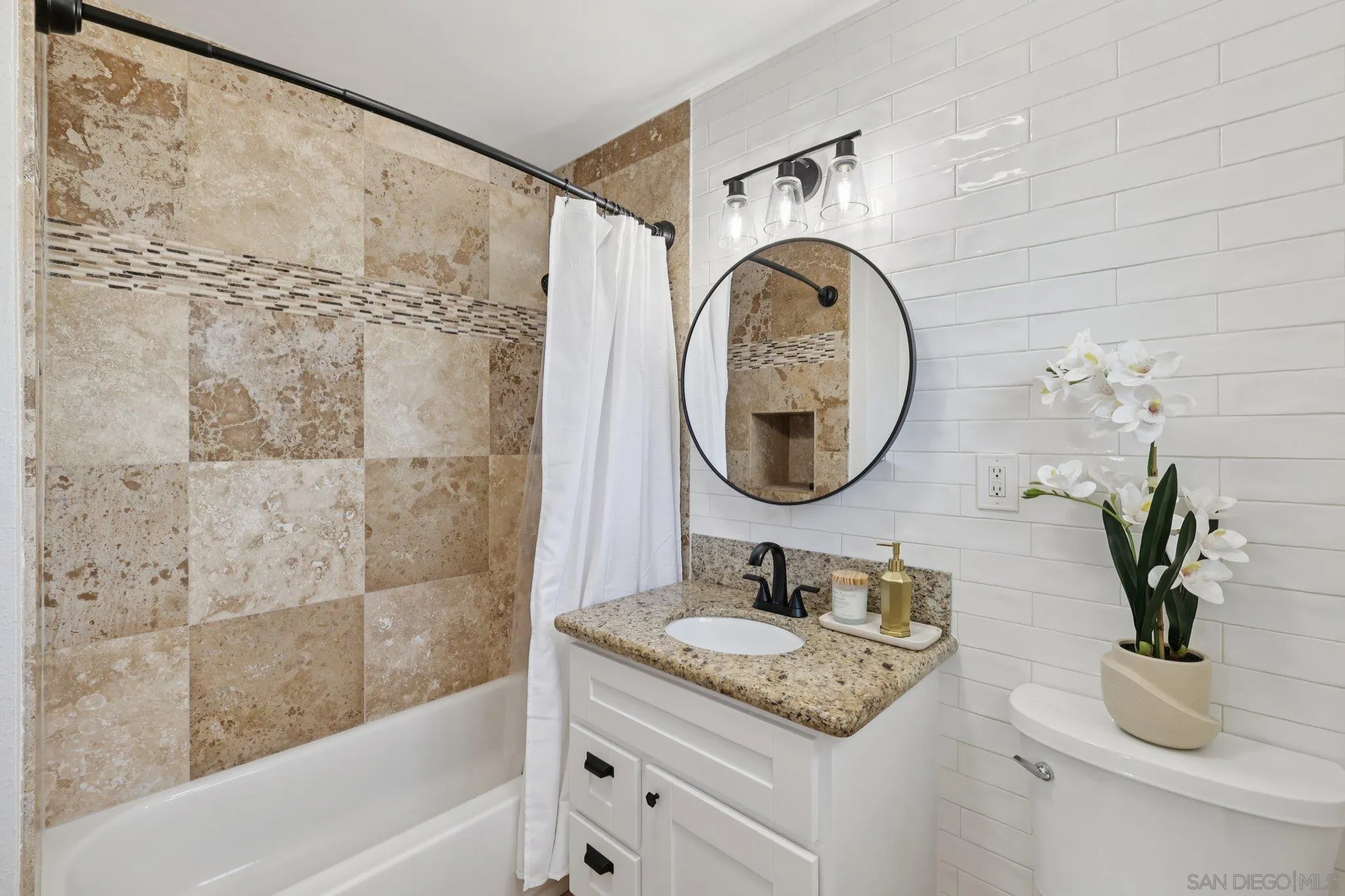 https://cdn.realtyfeed.com/cdn/127/250034822/7d70e24457ee4c4c1bee88fed311bb4f.webp