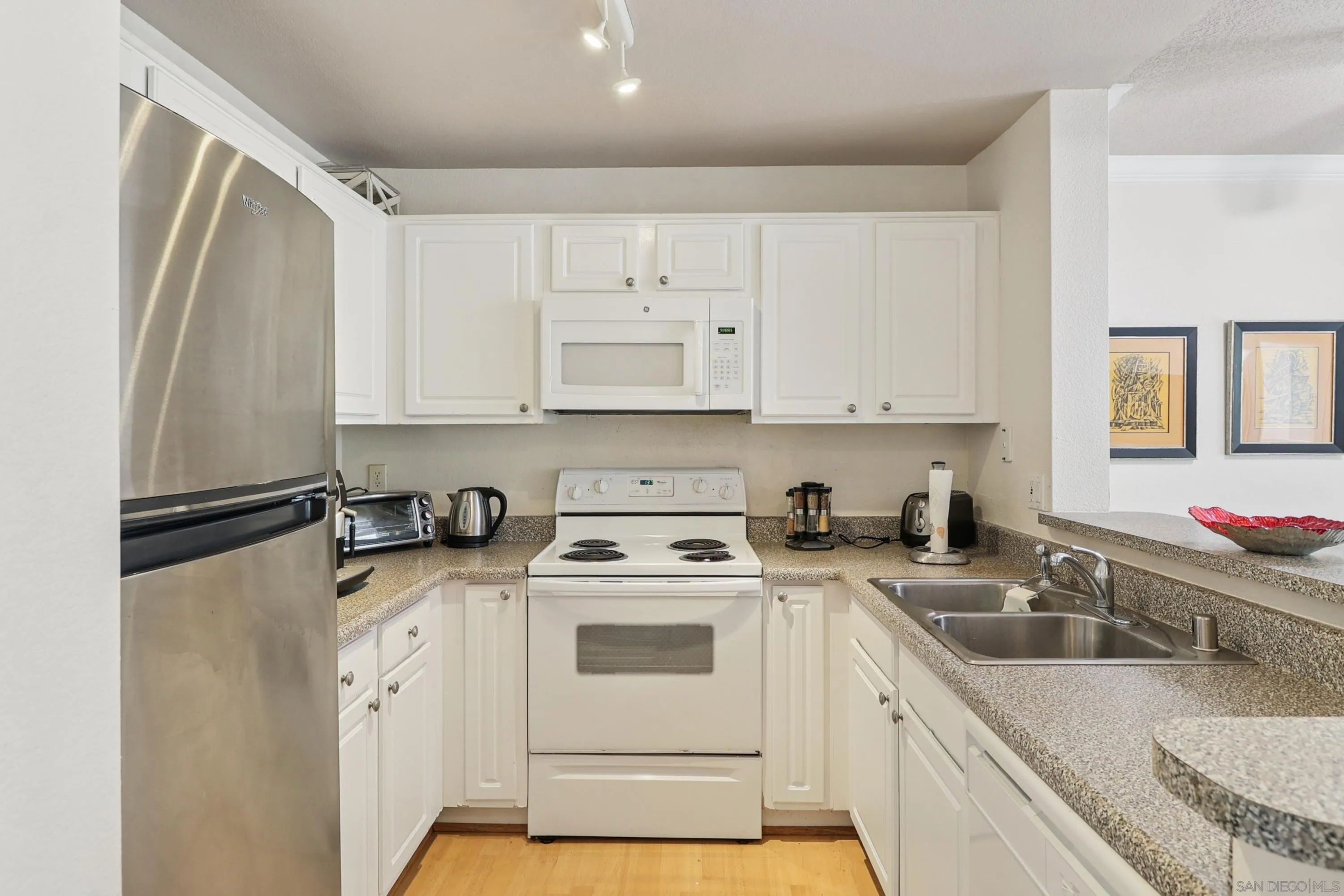 Photo #7: 250034825 Listing: Photo #7
