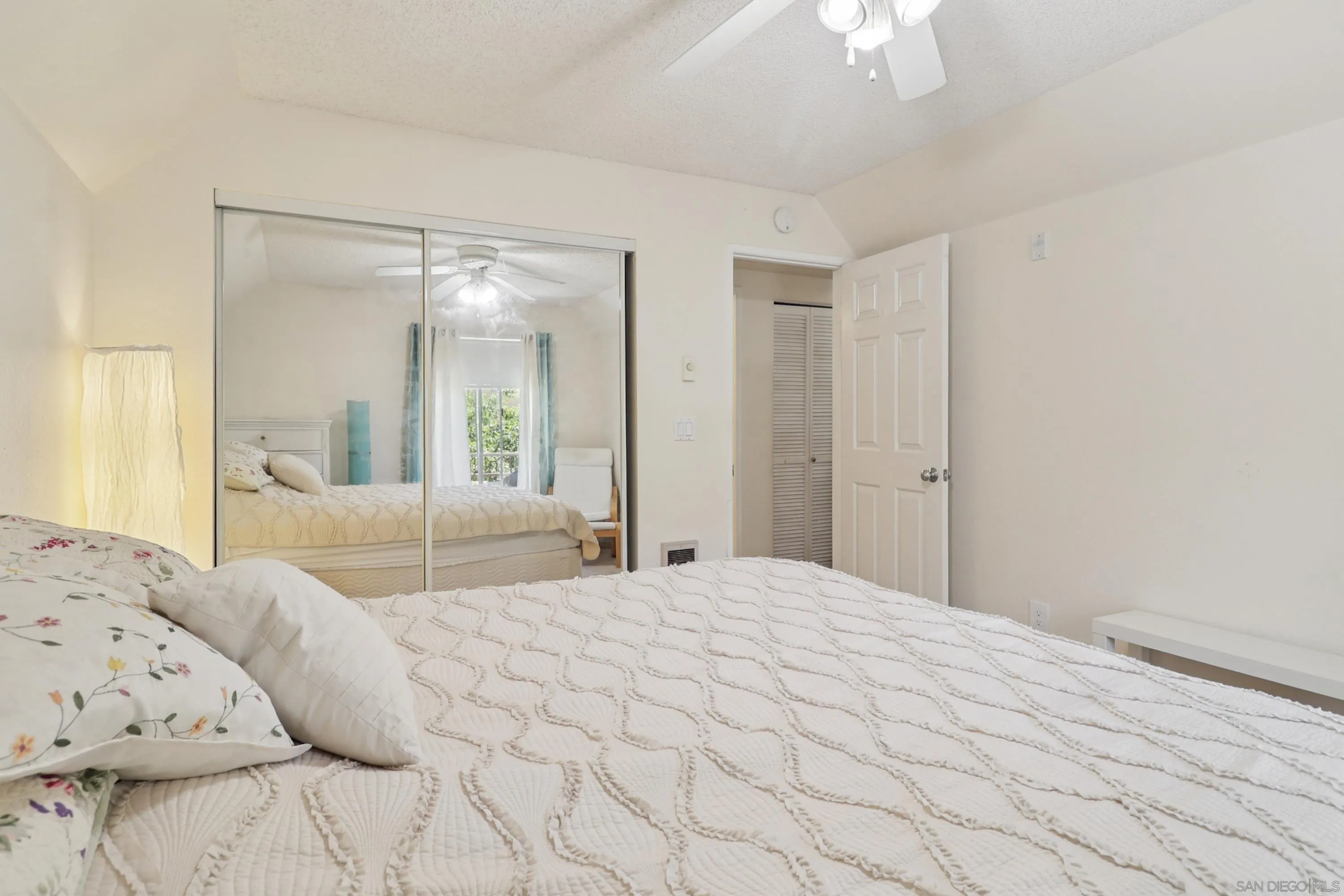 Photo #13: 250034825 Listing: Photo #13