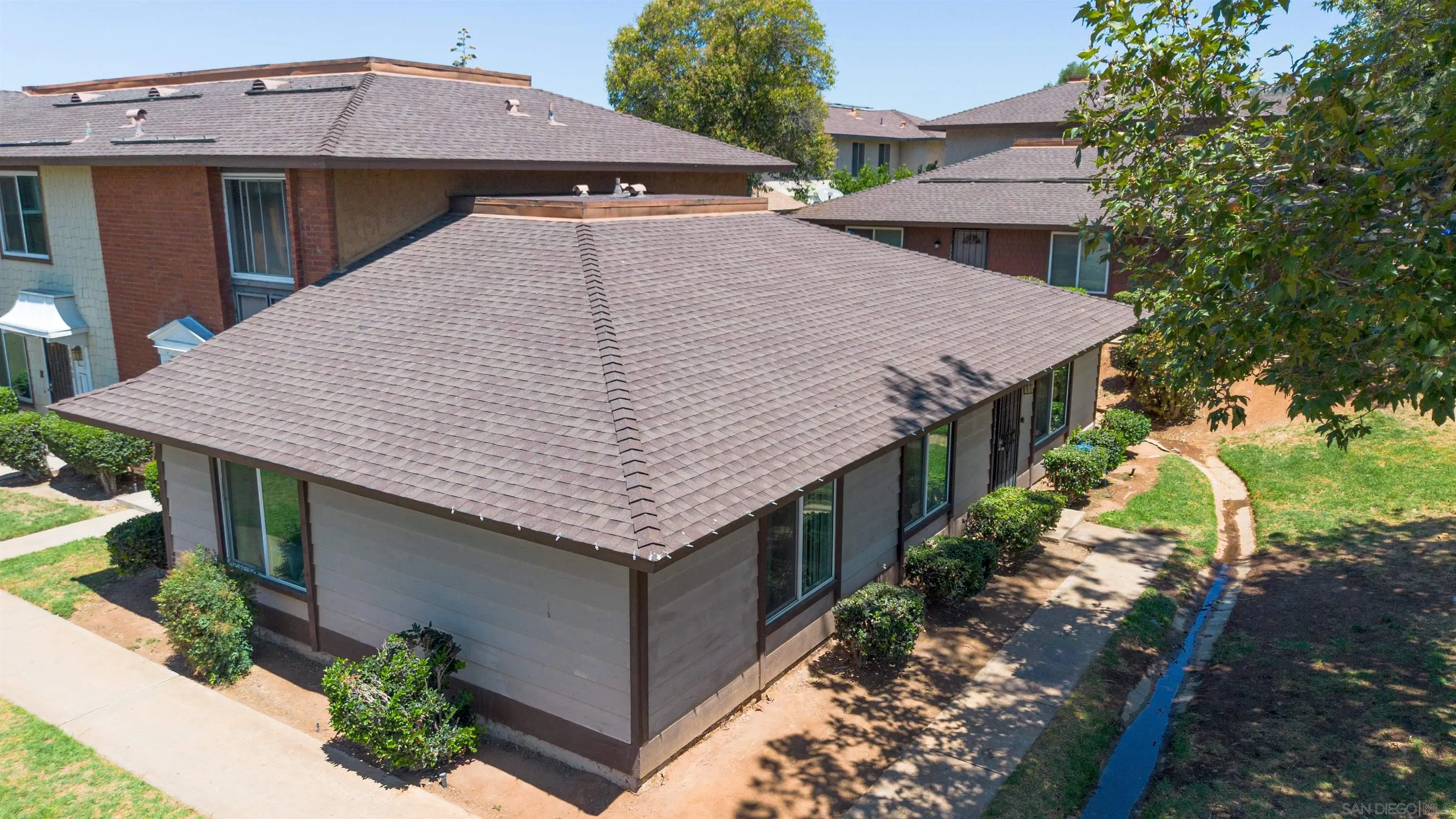 Photo #37: 250034826 Listing: Photo #37