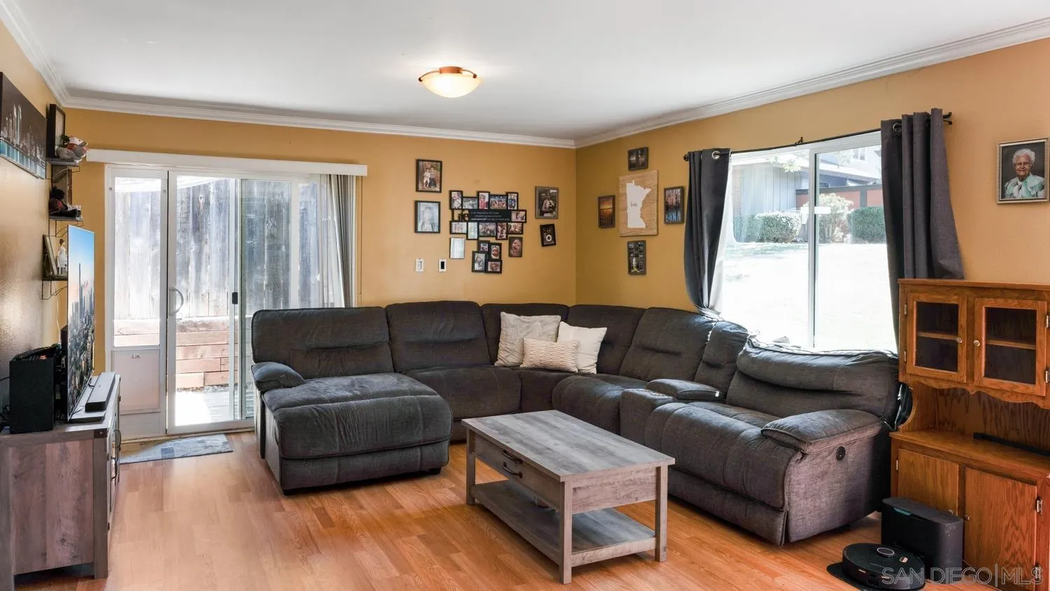 Photo #3: 250034826 Listing 