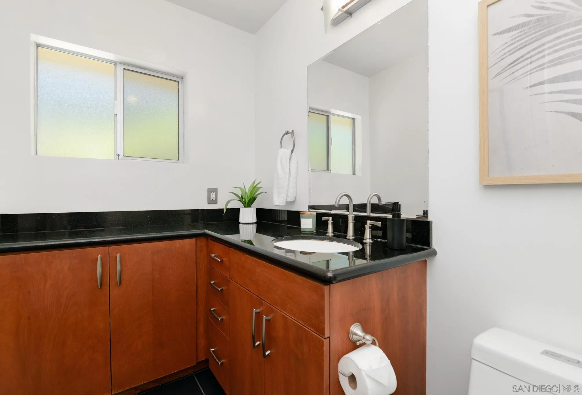 Photo #21: 250034843 Listing: Photo #21