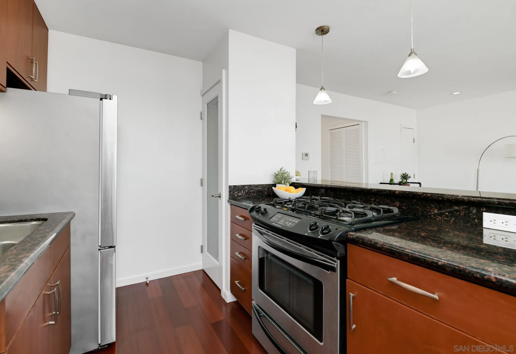 Photo #14: 250034843 Listing: Photo #14