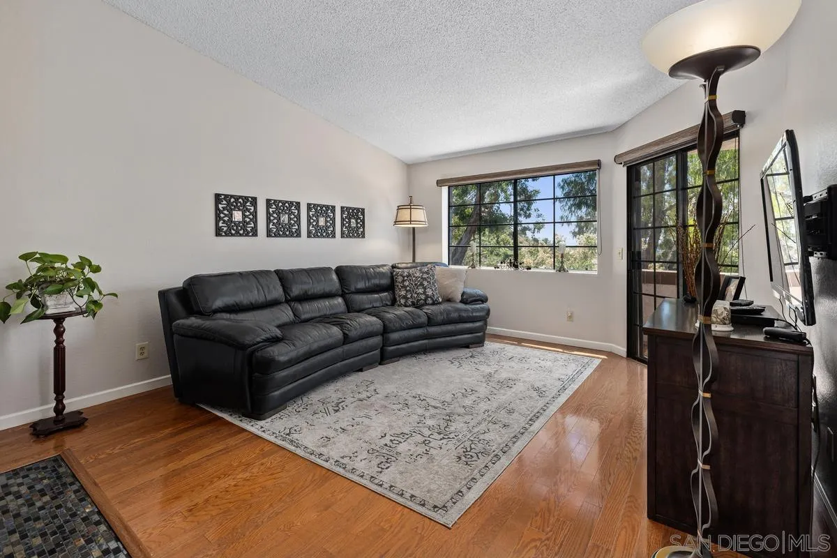 Photo #7: 250034854 Listing: Photo #7