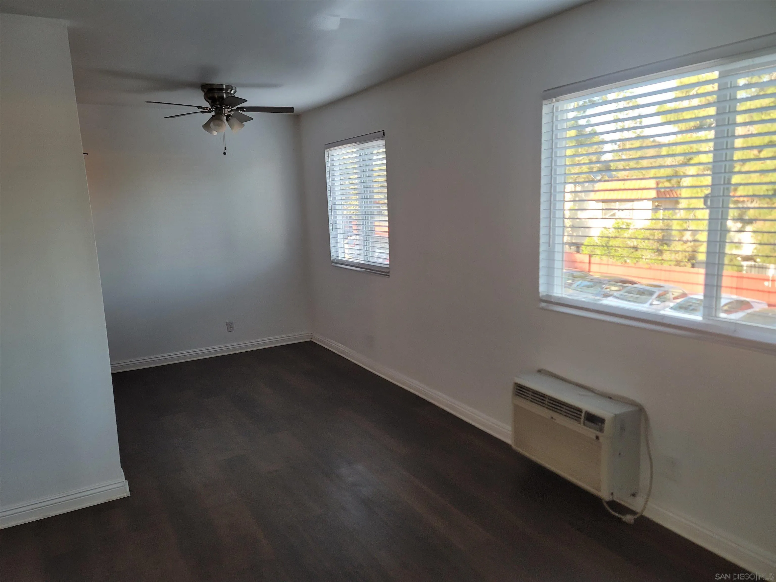 Photo #4: 250034859 Listing 