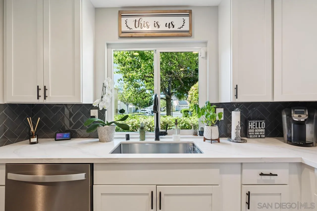 Photo #3: 250034864 Listing 