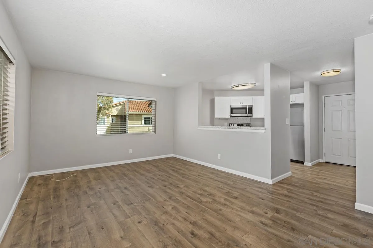Photo #11: 250034881 Listing: Photo #11
