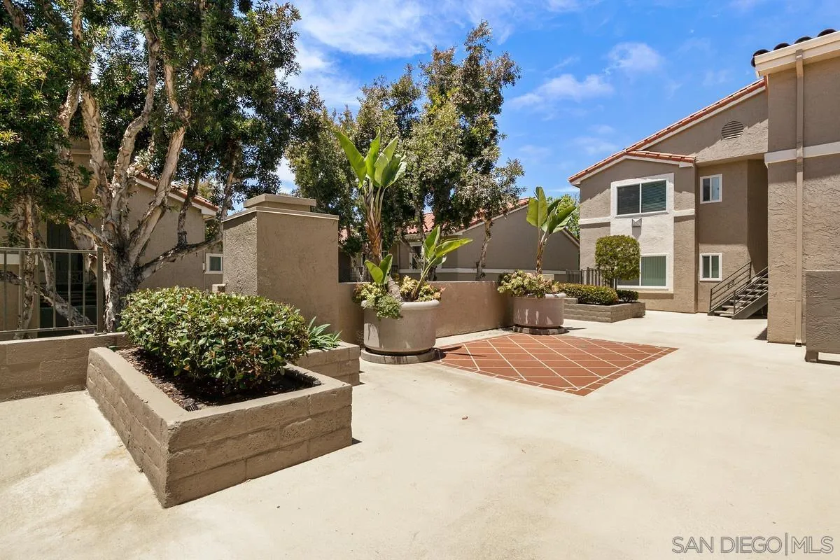 Photo #33: 250034881 Listing: Photo #33