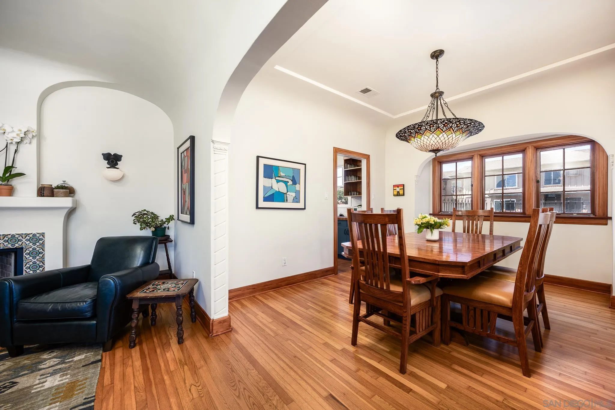 https://cdn.realtyfeed.com/cdn/127/250034882/09fc771c5c297d136548d8813e9bad34.webp