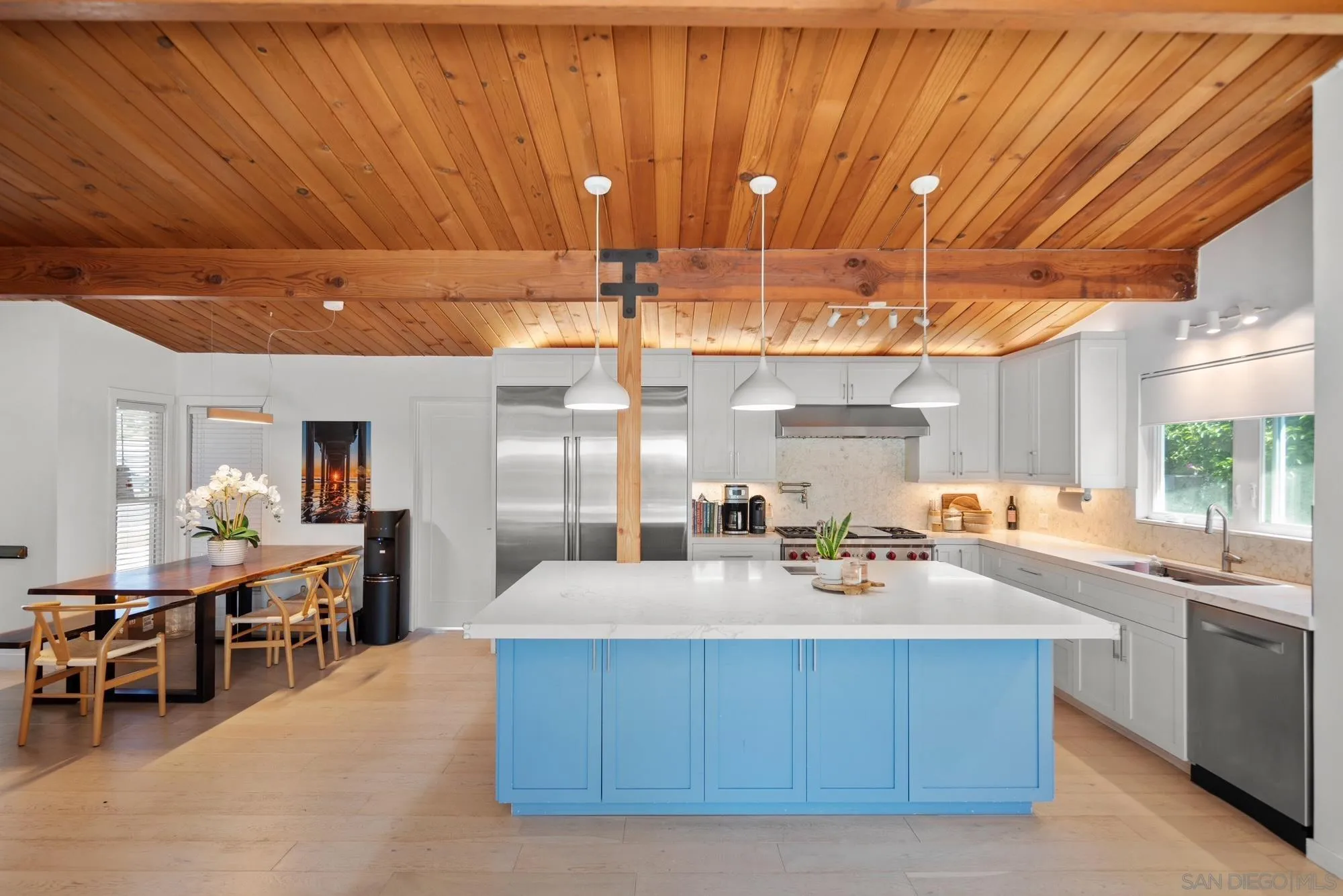 https://cdn.realtyfeed.com/cdn/127/250034886/7485f0baccbc93f29e13019a28342ecd.webp