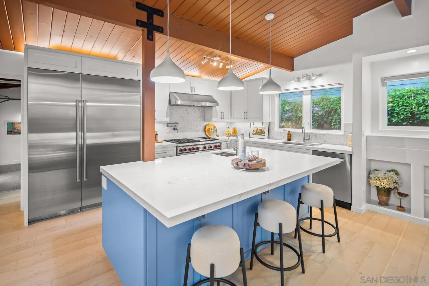 https://cdn.realtyfeed.com/cdn/127/250034886/7734c8e41981c00d911e3cfe40f61f72.webp